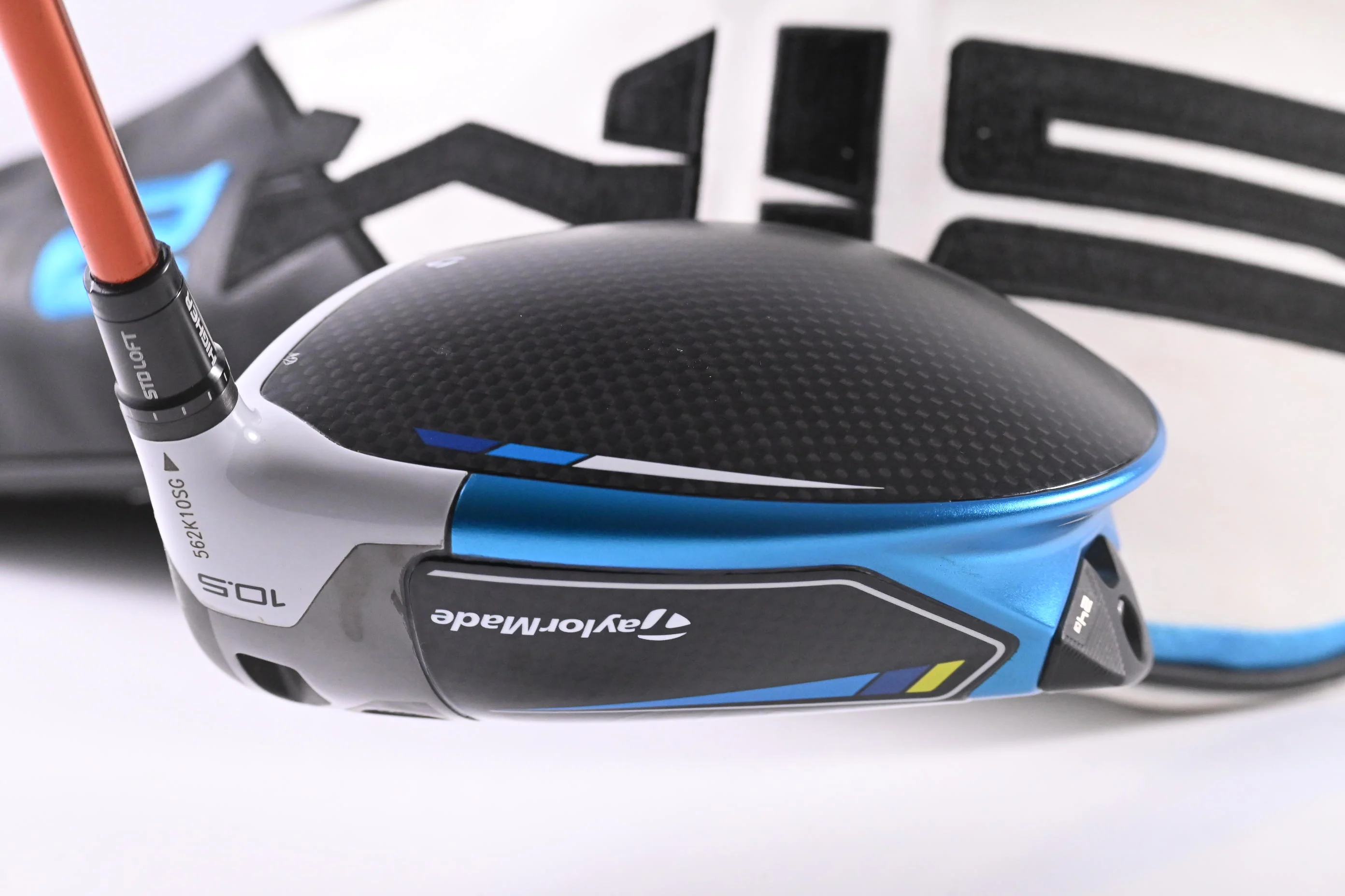 Taylormade SIM2 Max Driver / 10.5 Degree / X-Flex Diamana `iLima 60 Shaft - Image 5