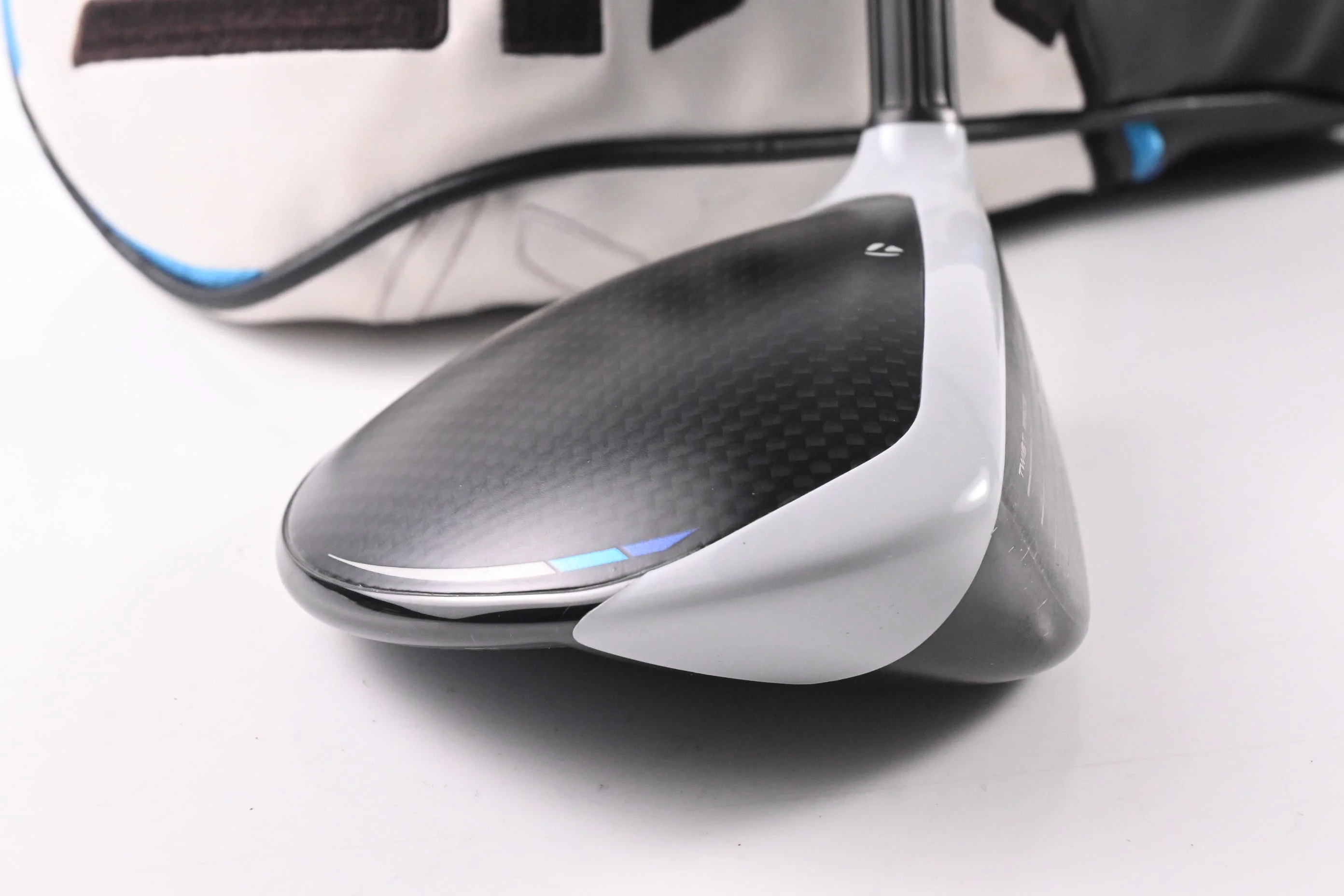 Ladies Taylormade SIM2 Max #3 Wood / 16.5 Degree / Ladies Flex Tour Axis 45 - Image 3