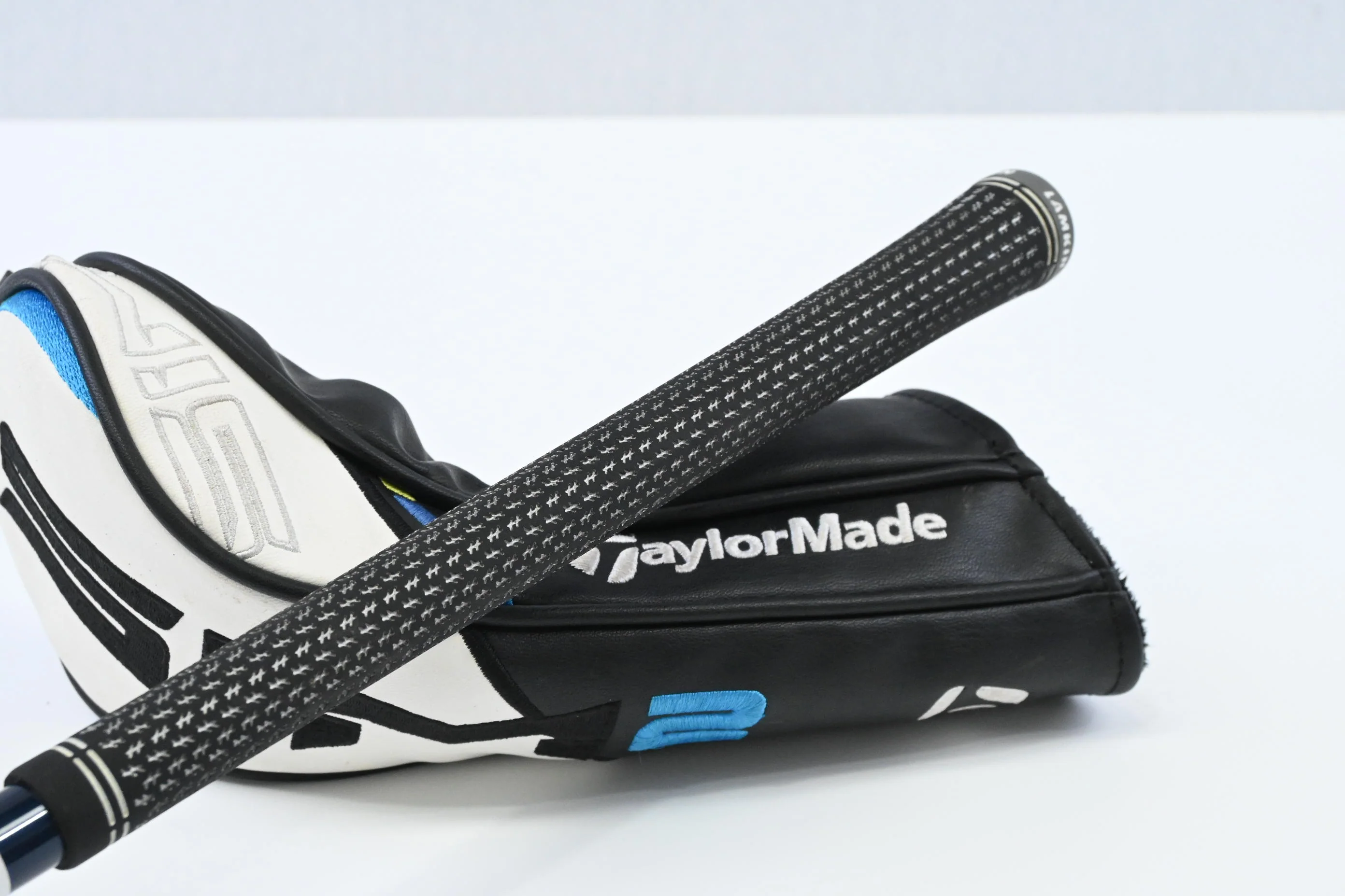 Taylormade SIM2 Max #5 Wood / 18 Degree / Regular Flex Fujikura Ventus Blue 5 - Image 8