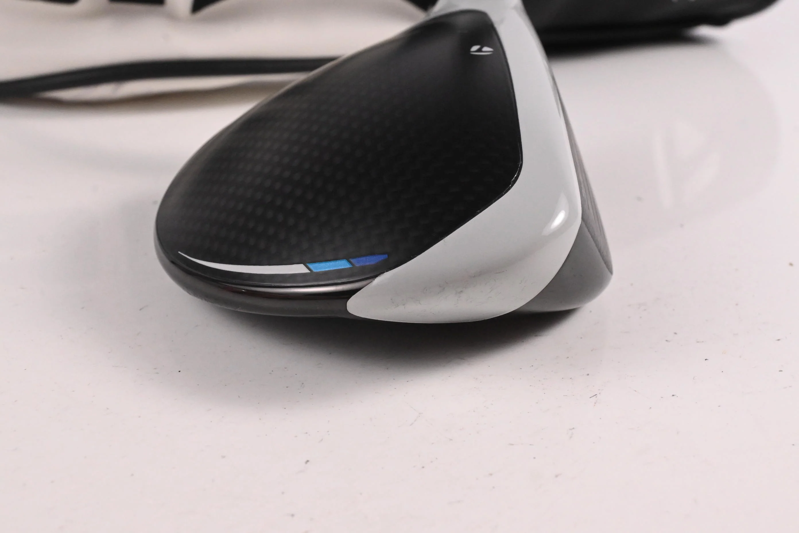 Taylormade SIM2 Max #5 Wood / 18 Degree / Senior Flex Ventus Blue 5 Shaft - Image 3