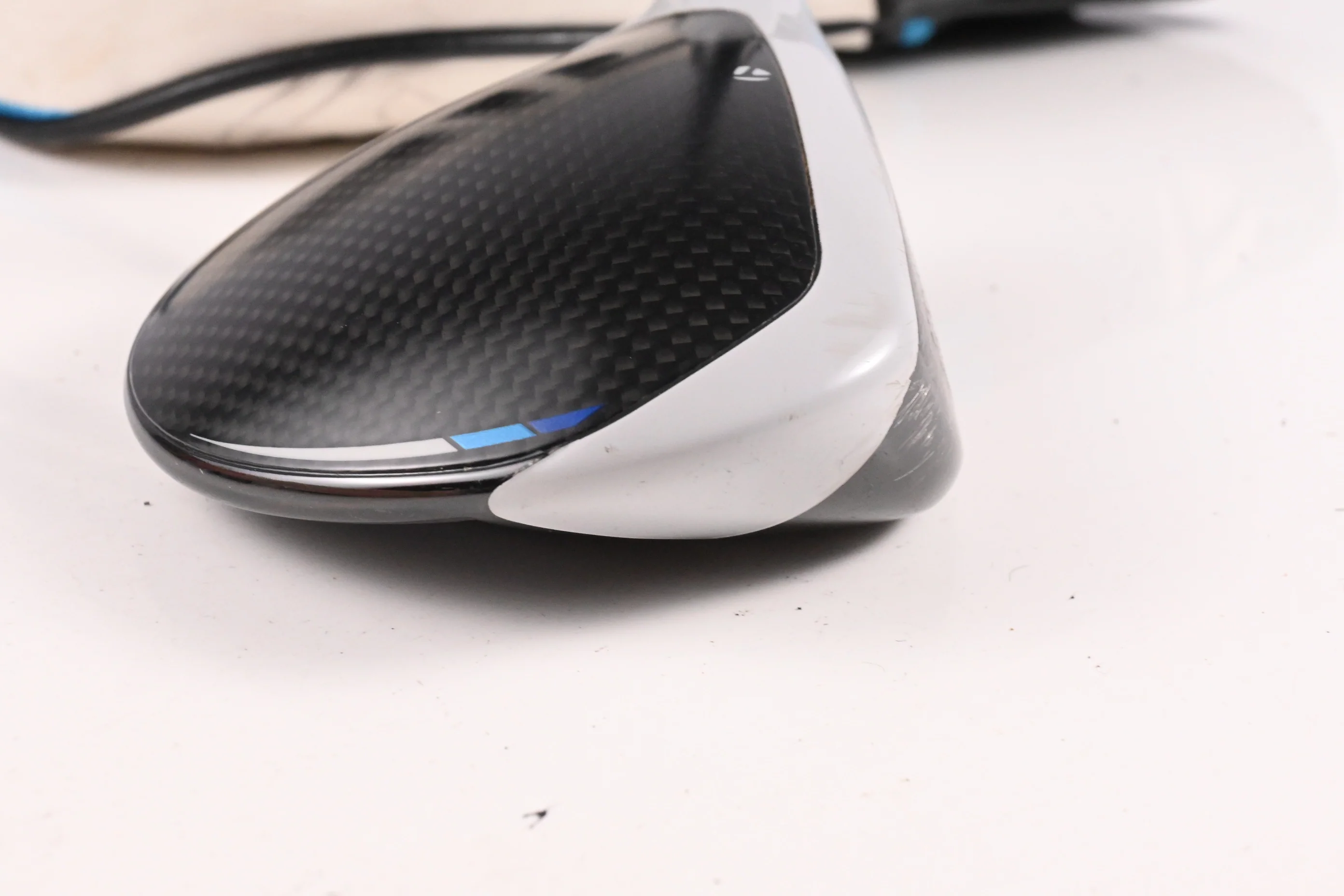 Taylormade SIM2 Max #3 Wood / 16 Degree / Regular Flex Ventus Blue 5 Shaft - Image 3