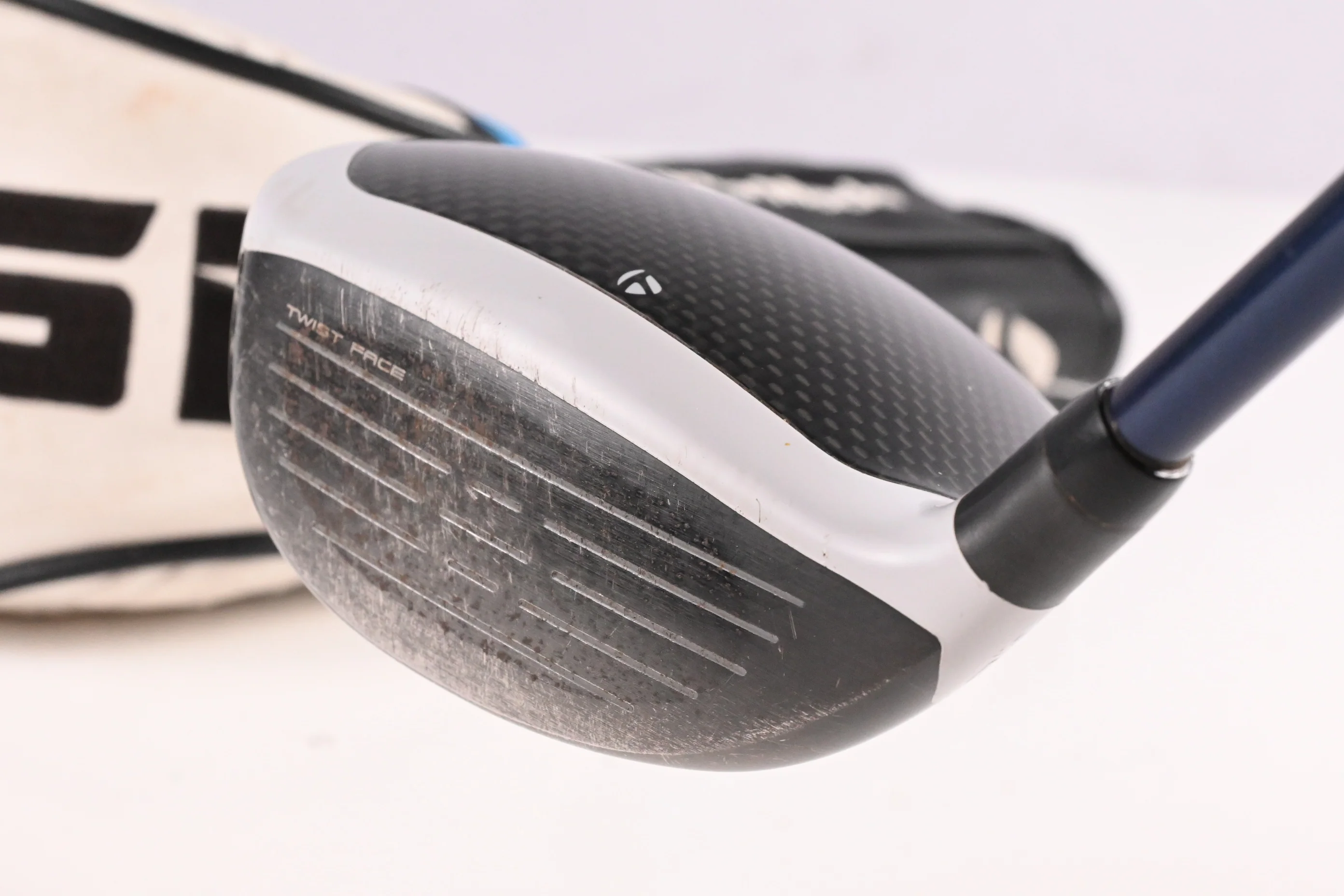 Taylormade SIM2 Max #3 Wood / 16 Degree / Regular Flex Ventus Blue 5 Shaft - Image 4
