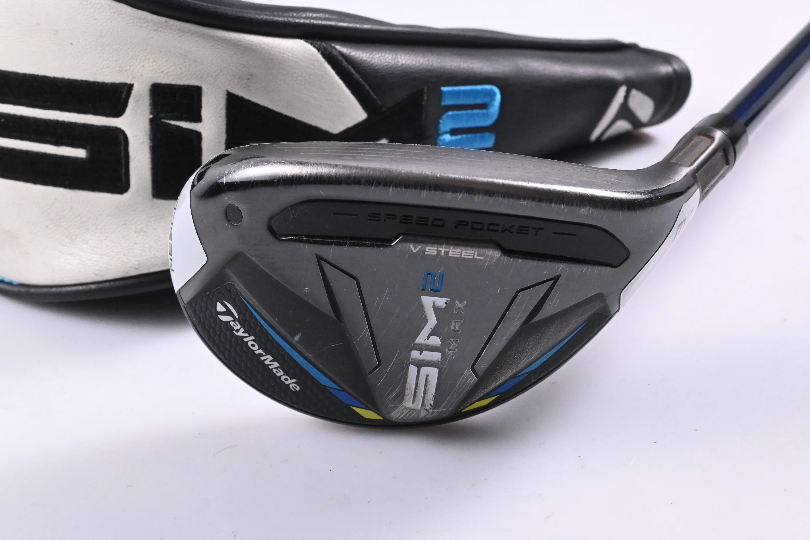Taylormade SIM2 Max #3 Hybrid / 19 Degree / Stiff Flex Fujikura Ventus Blue 7 - Image 2