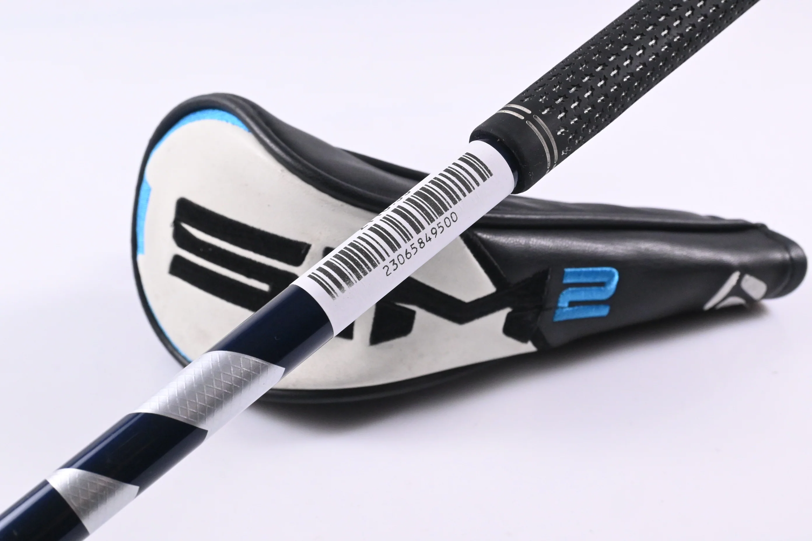Taylormade SIM2 Max #3 Hybrid / 19 Degree / Stiff Flex Fujikura Ventus Blue 7 - Image 7