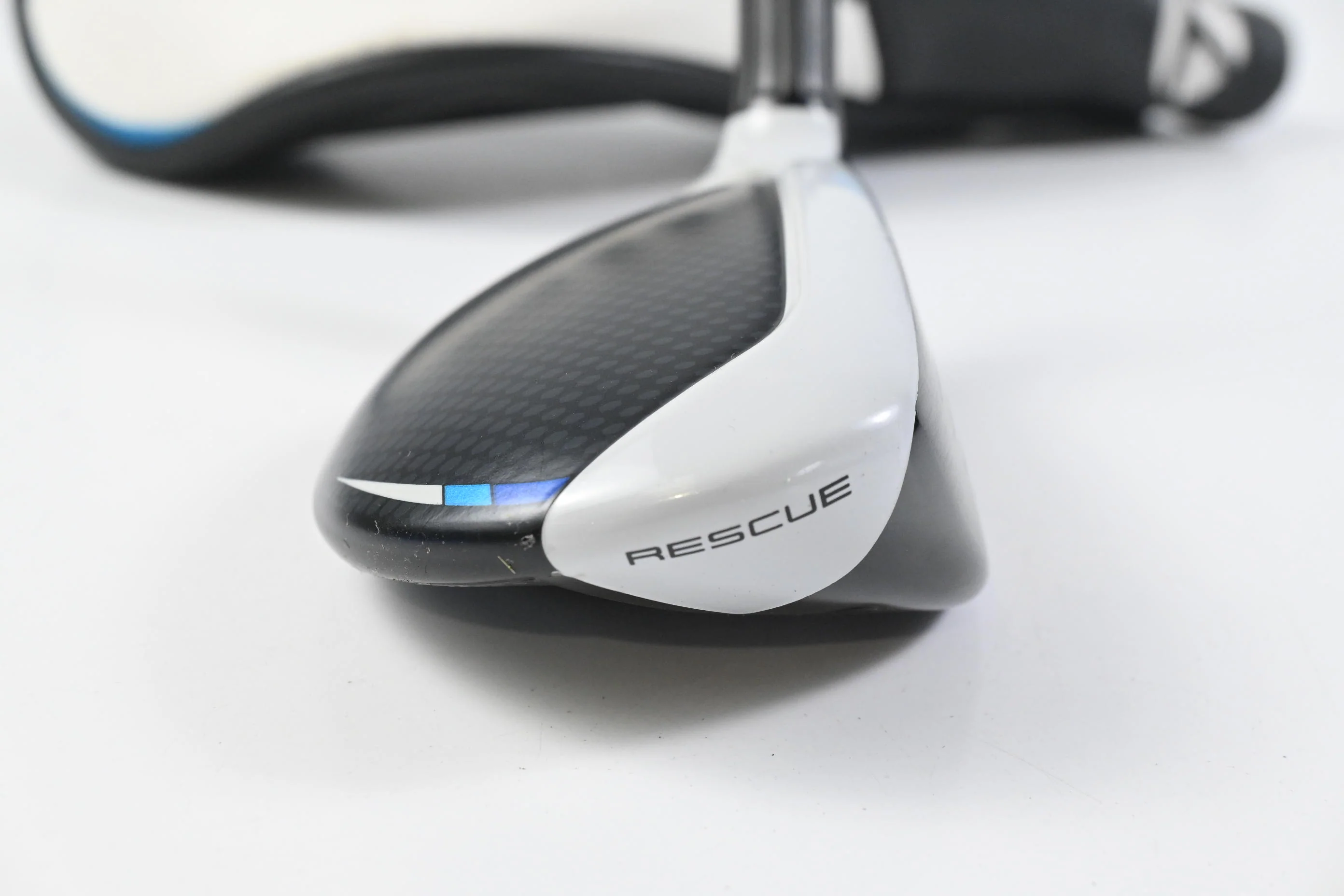 Taylormade SIM2 Max #3 Hybrid / 19 Degree / Stiff Flex Fujikura Ventus Blue 7 - Image 3