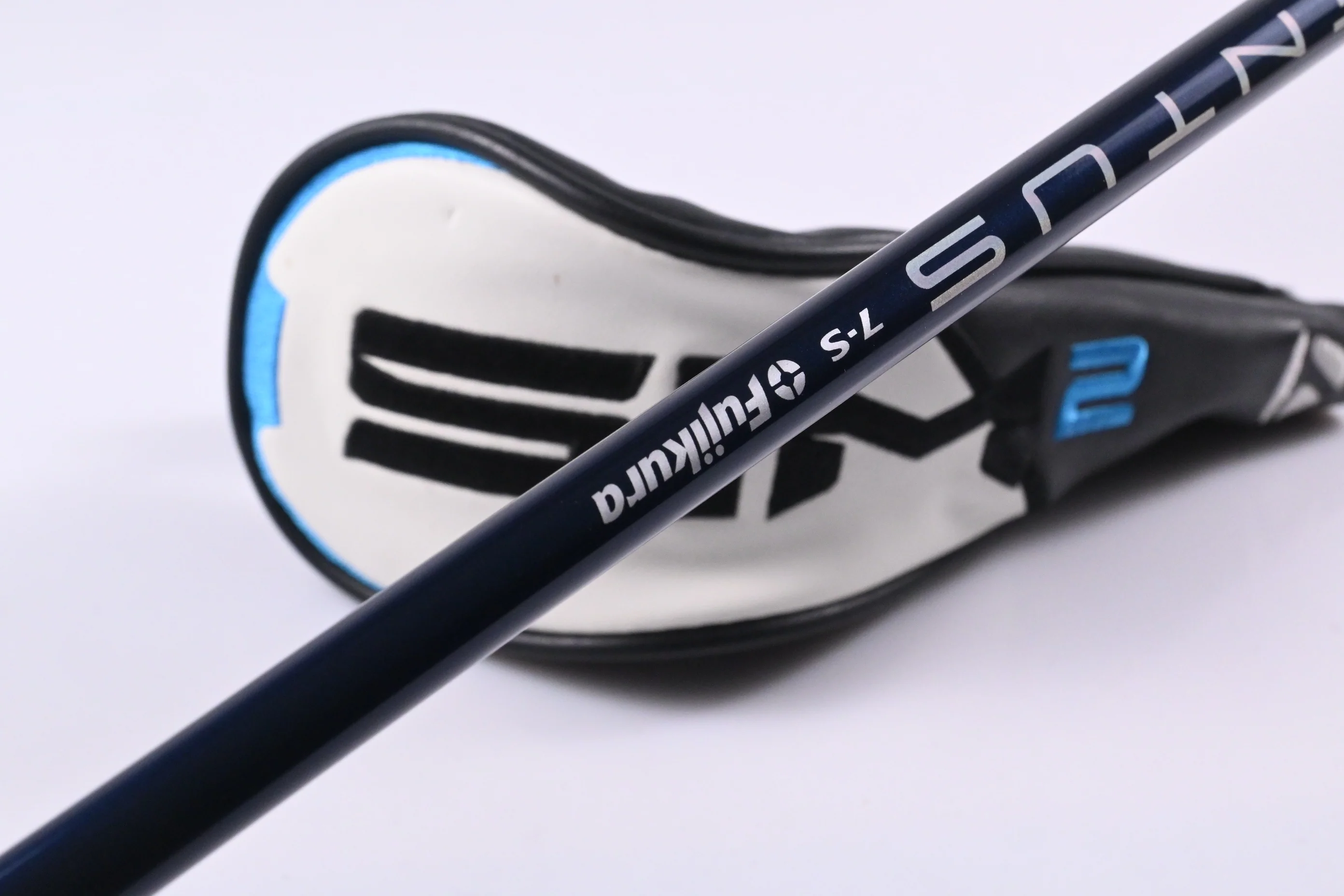 Taylormade SIM2 Max #3 Hybrid / 19 Degree / Stiff Flex Ventus Blue 7 Shaft - Image 6