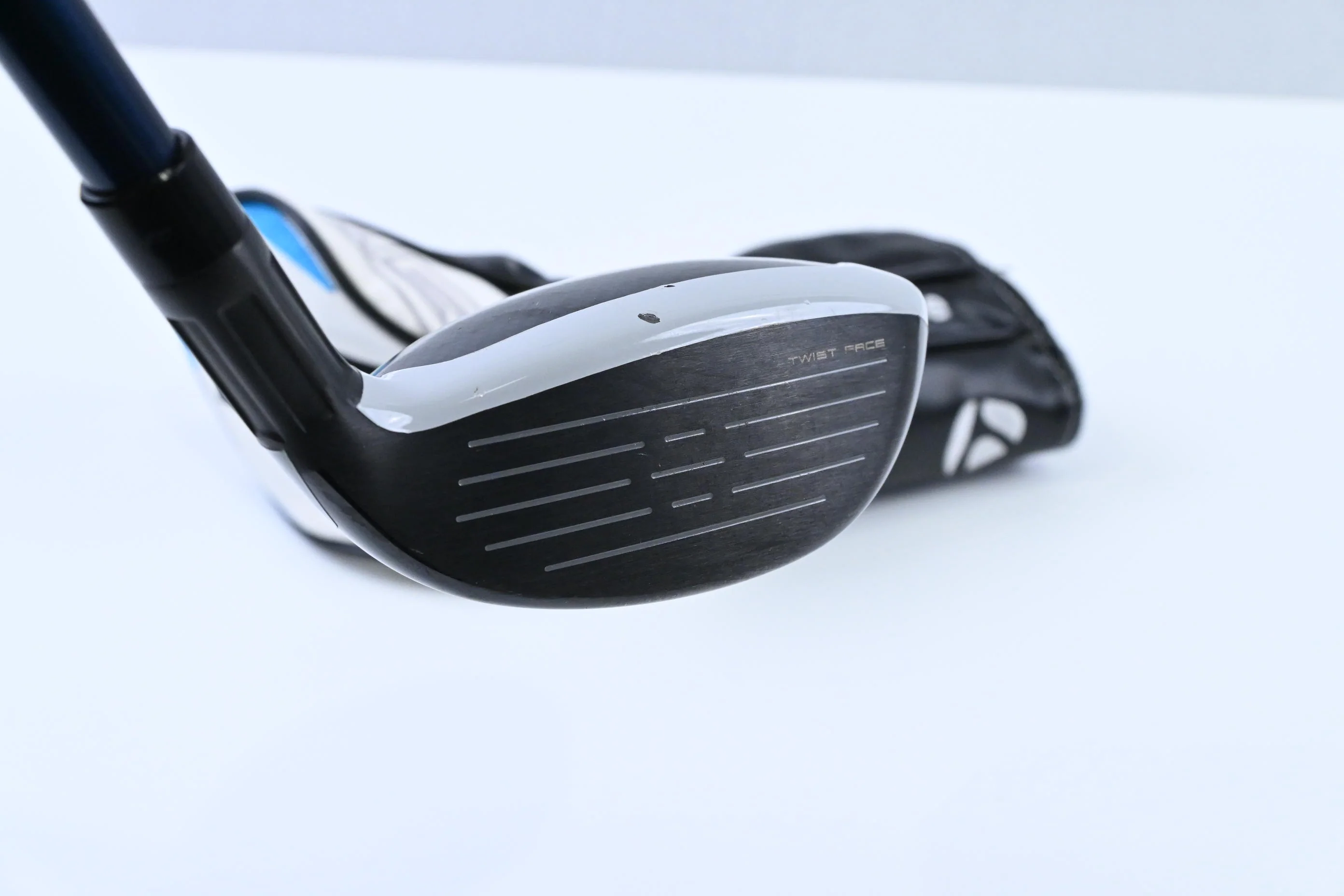 Left Hand Taylormade SIM2 Max #4 Hybrid / 22 Degree / Regular Flex Ventus Blue 6 - Image 4