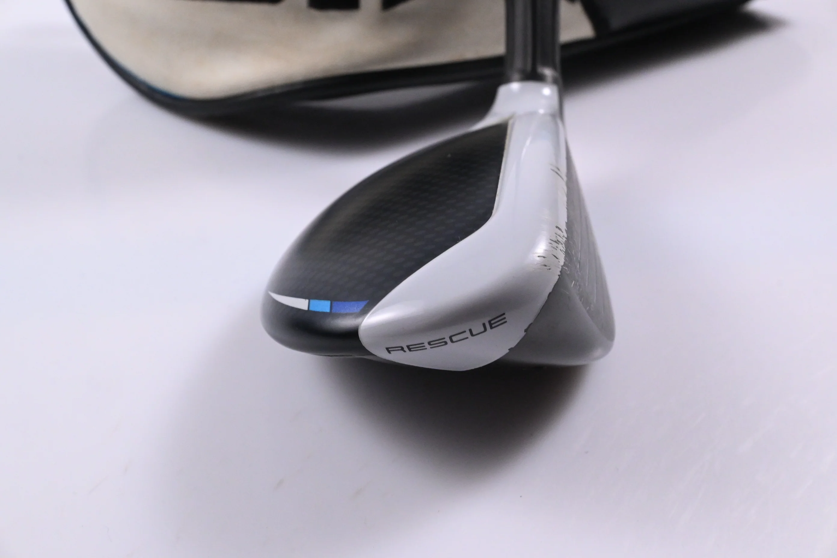 Taylormade SIM2 Max #3 Hybrid / 19 Degree / Regular Flex Ventus Blue 6 Shaft - Image 3
