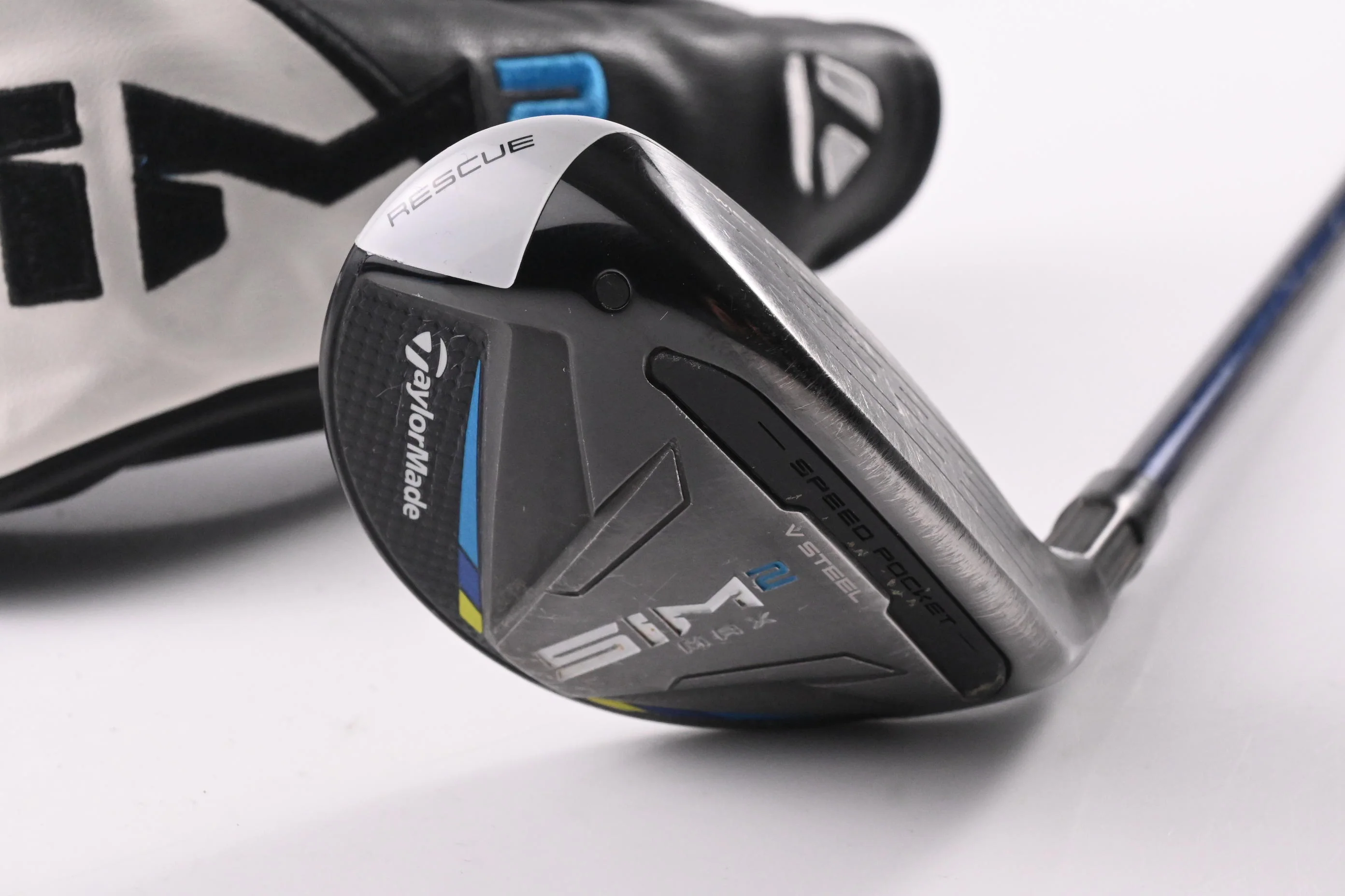 Taylormade SIM2 Max #3 Hybrid / 19 Degree / Stiff Flex Fujikura Ventus Blue 7
