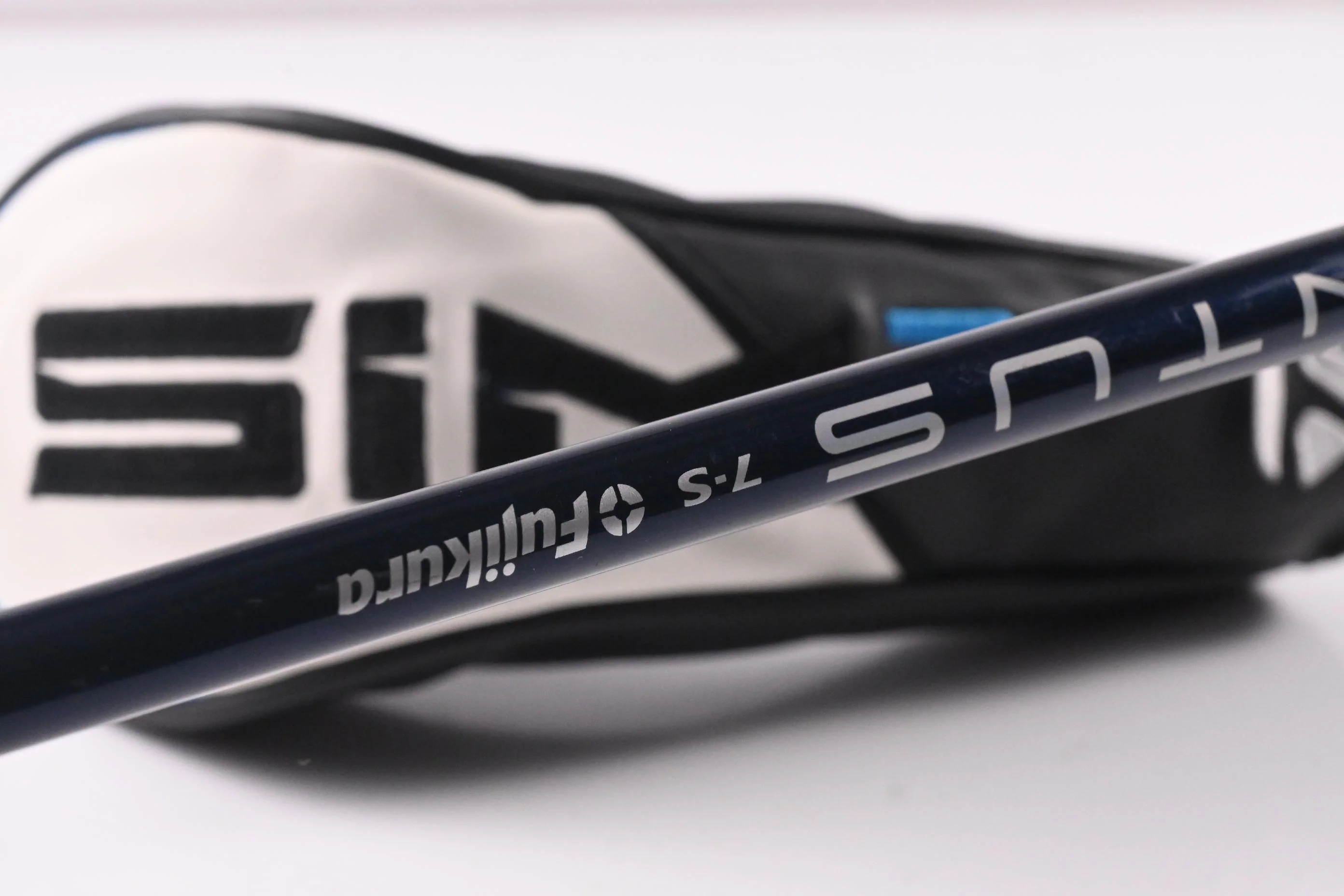 Taylormade SIM2 Max #3 Hybrid / 19 Degree / Stiff Flex Fujikura Ventus Blue 7 - Image 6