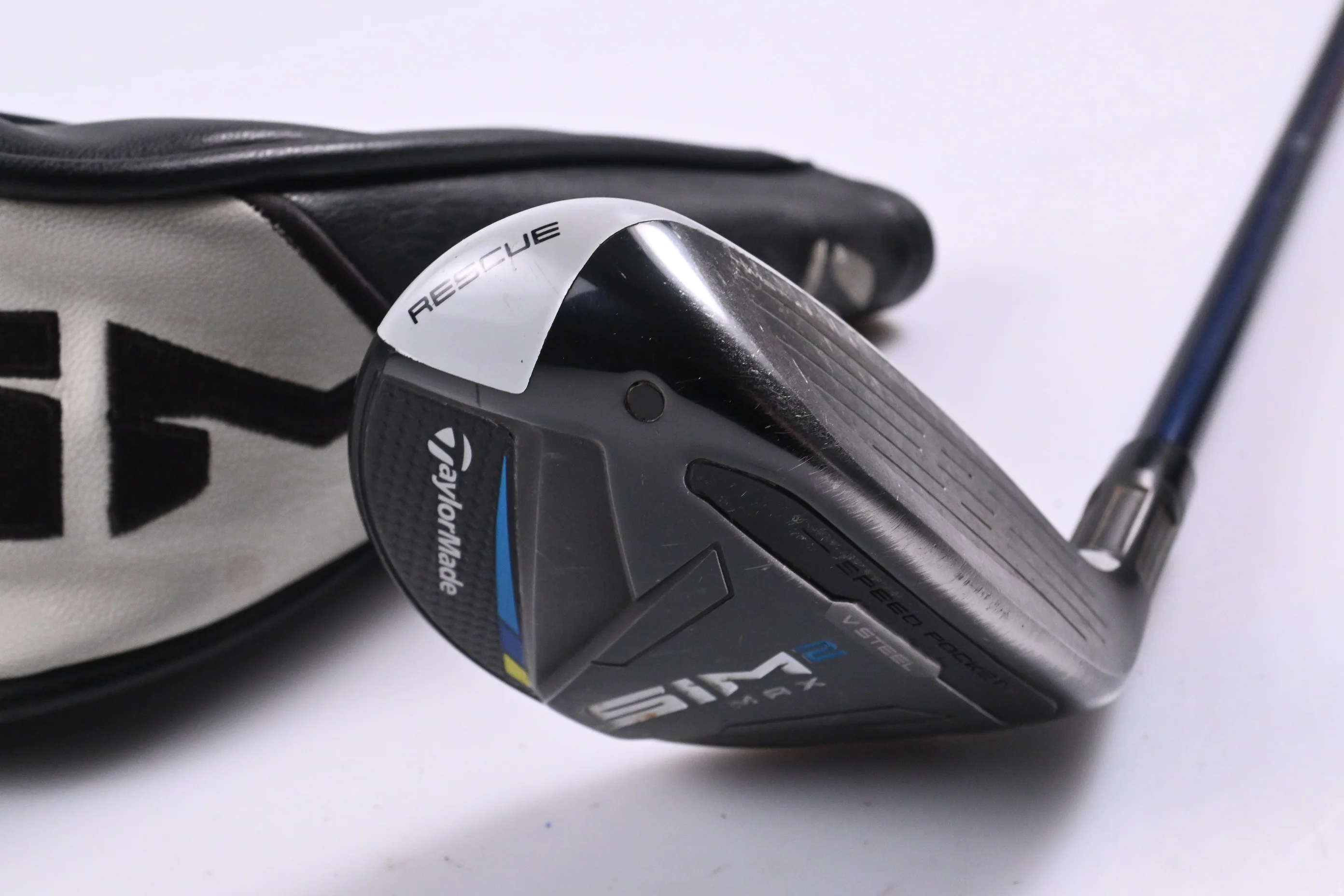 Taylormade SIM2 Max #3 Hybrid / 19 Degree / Regular Flex Fujikura Ventus Blue 6
