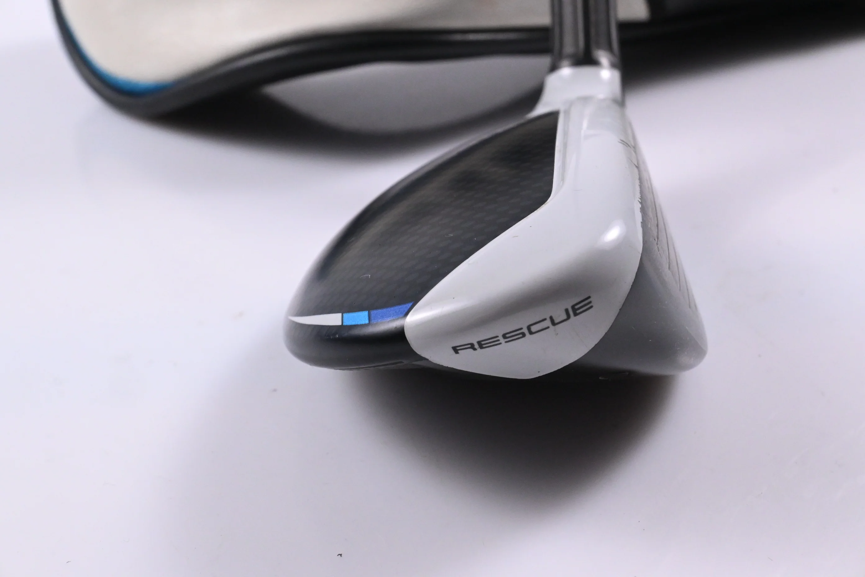 Taylormade SIM2 Max #3 Hybrid / 19 Degree / Regular Flex Fujikura Ventus Blue 6 - Image 3