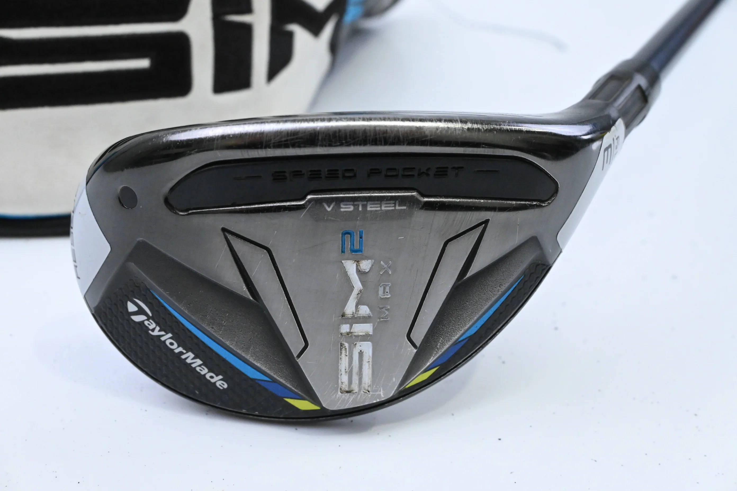Taylormade SIM2 Max #3 Hybrid / 19 Degree / Stiff Flex Fujikura Ventus Blue 7 - Image 2