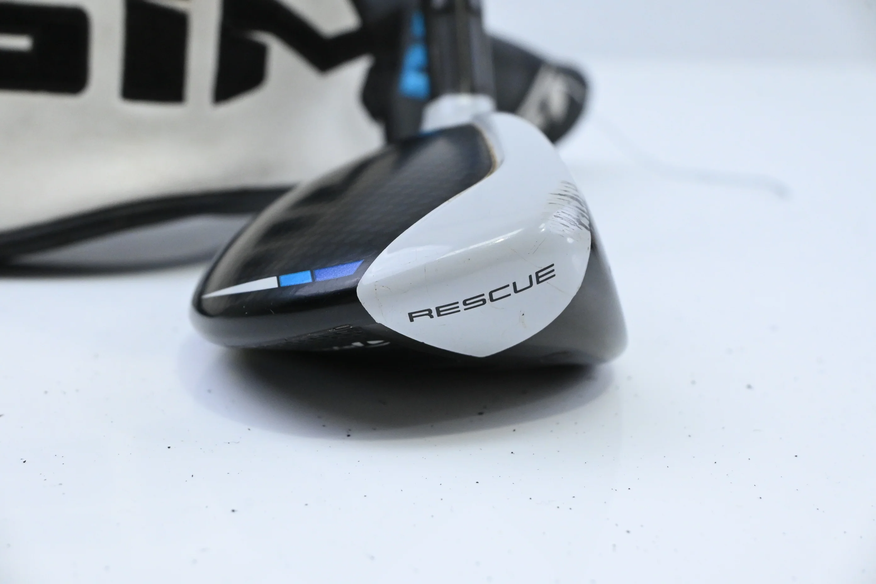 Taylormade SIM2 Max #3 Hybrid / 19 Degree / Stiff Flex Fujikura Ventus Blue 7 - Image 3
