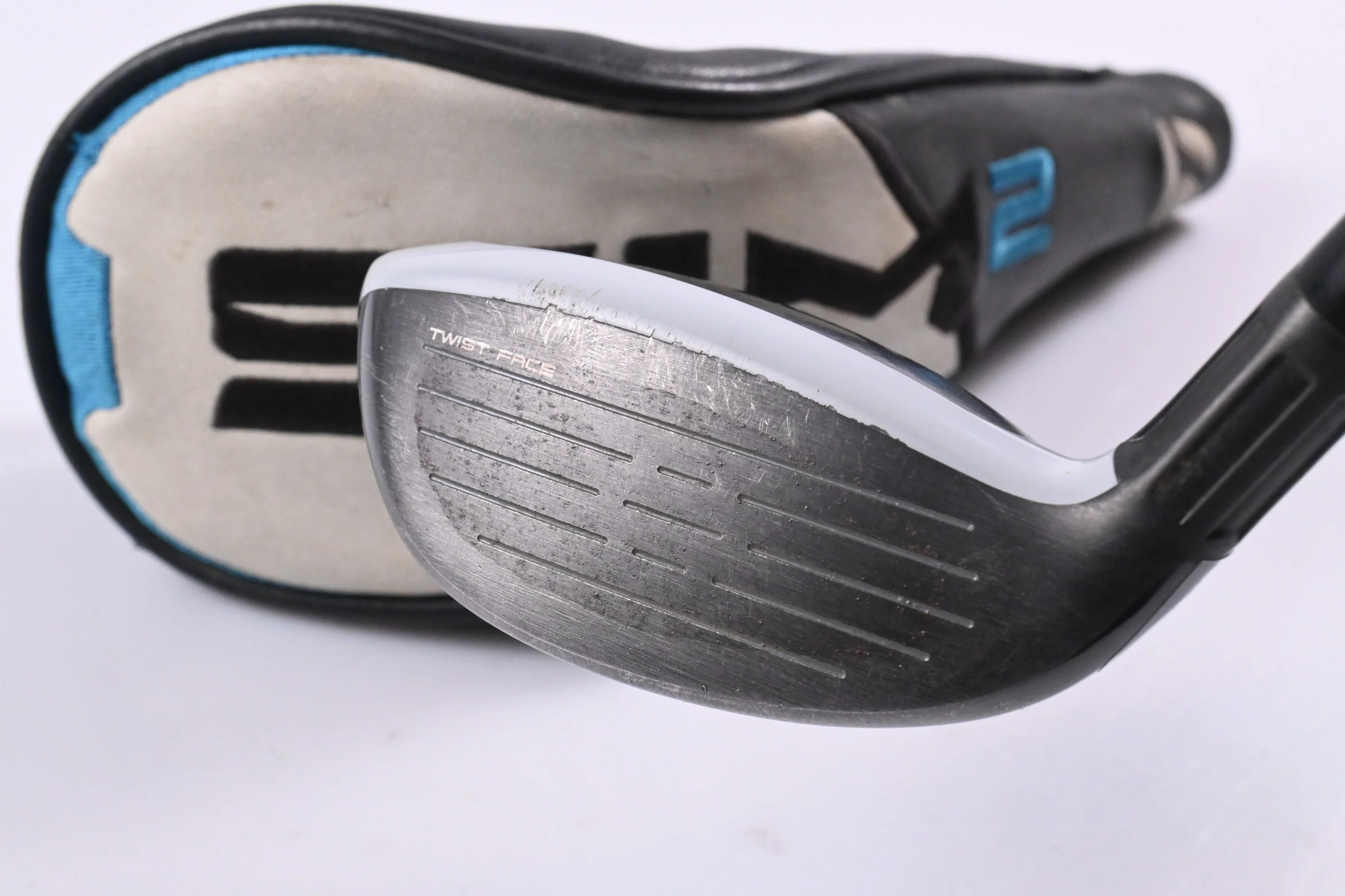 Taylormade SIM2 Max #4 Hybrid / 22 Degree / Stiff Flex Fujikura Ventus Blue 7 - Image 4