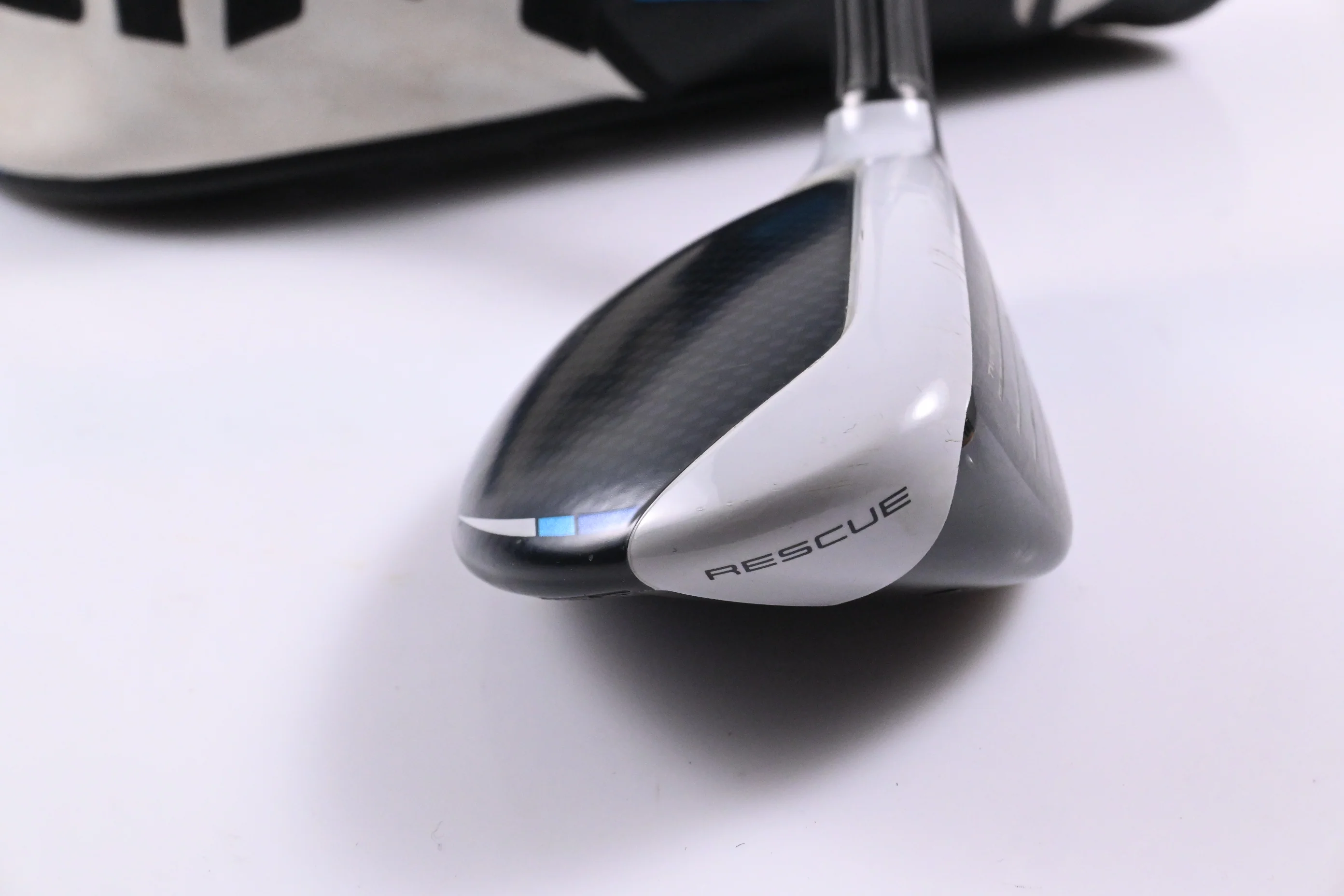 Taylormade SIM2 Max #3 Hybrid / 19 Degree / Regular Flex Ventus Blue 6 Shaft - Image 3