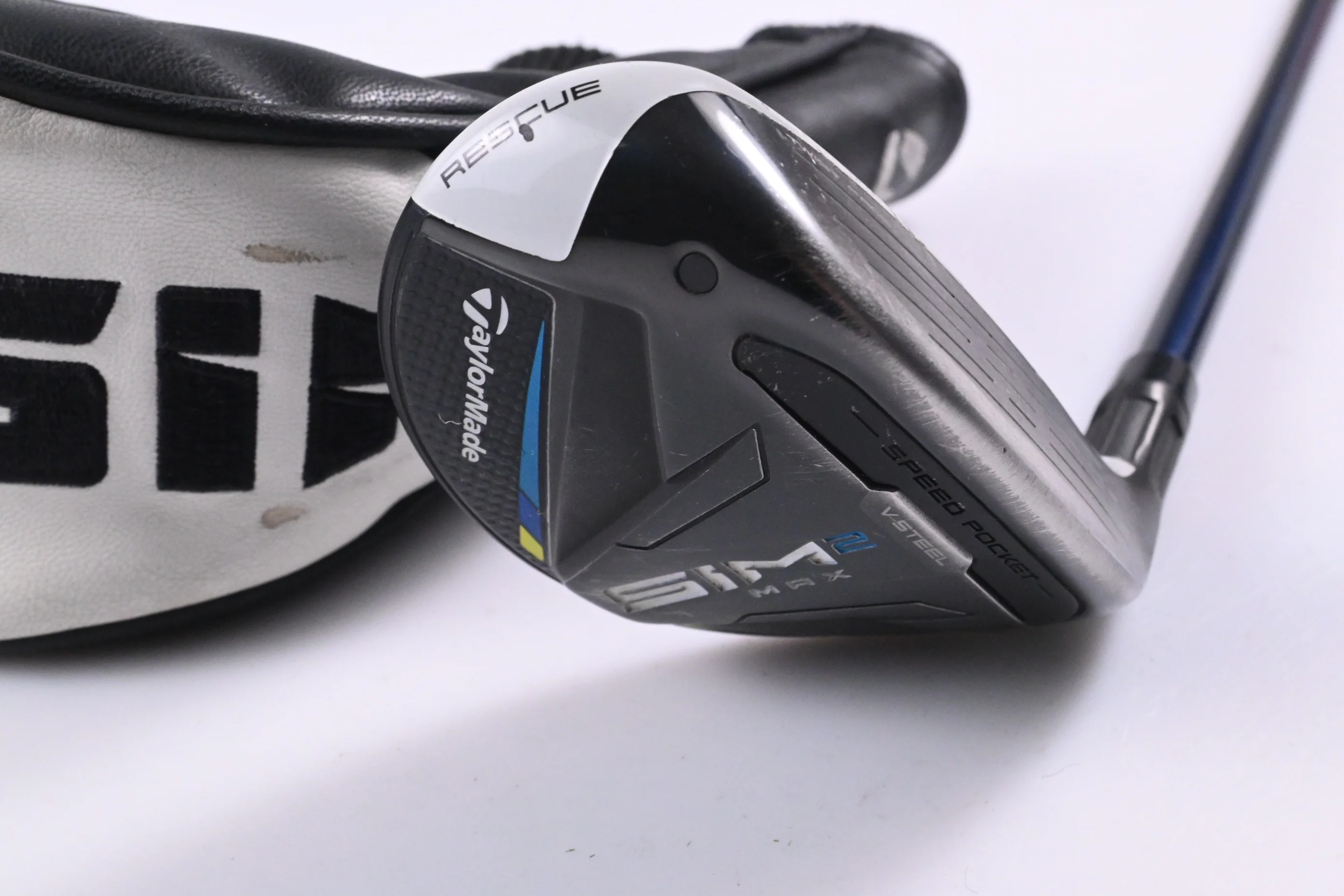 Taylormade SIM2 Max #3 Hybrid / 19 Degree / Stiff Flex Ventus Blue 7 Shaft