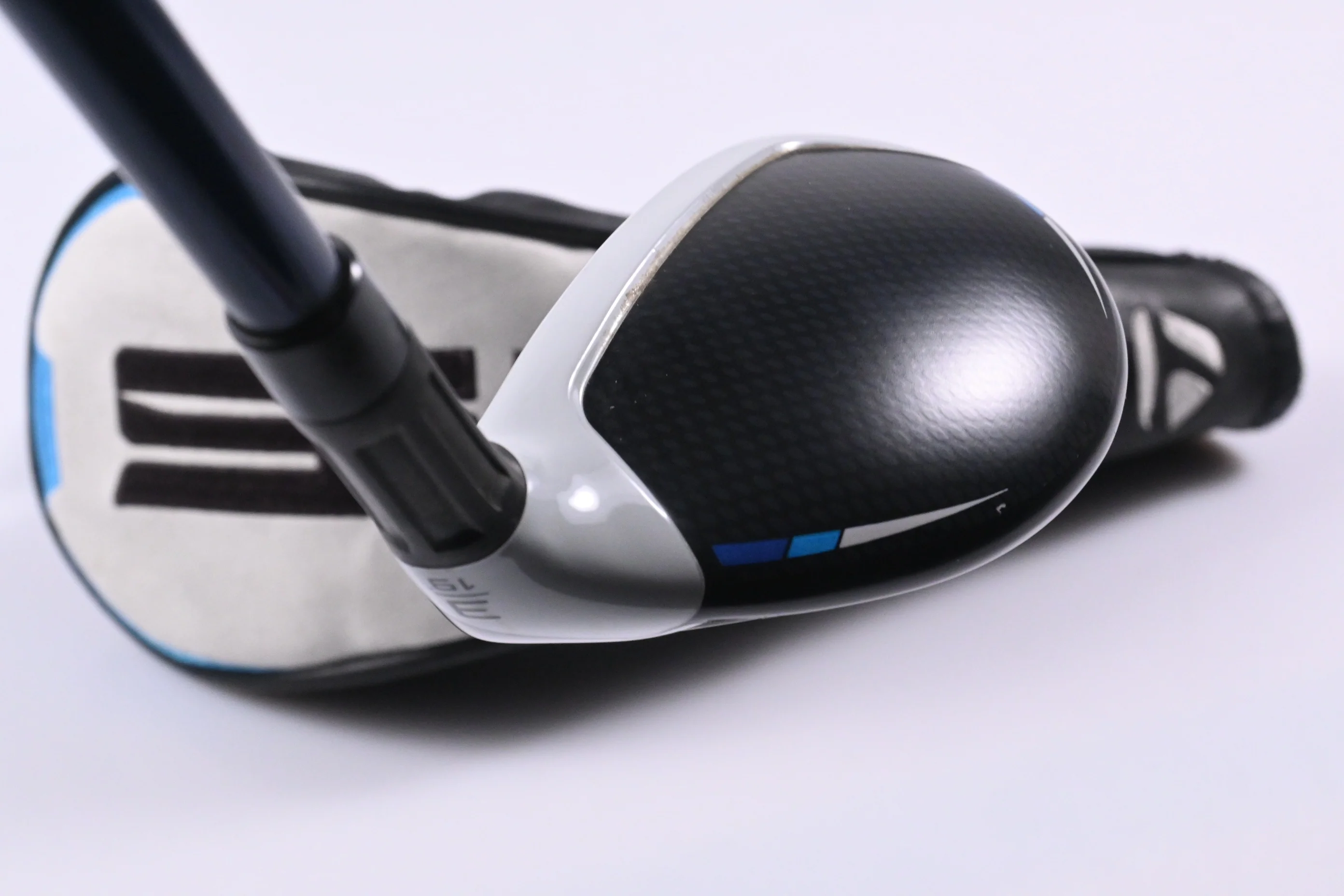 Taylormade SIM2 Max #3 Hybrid / 19 Degree / Regular Flex Fujikura Ventus Blue 6 - Image 5