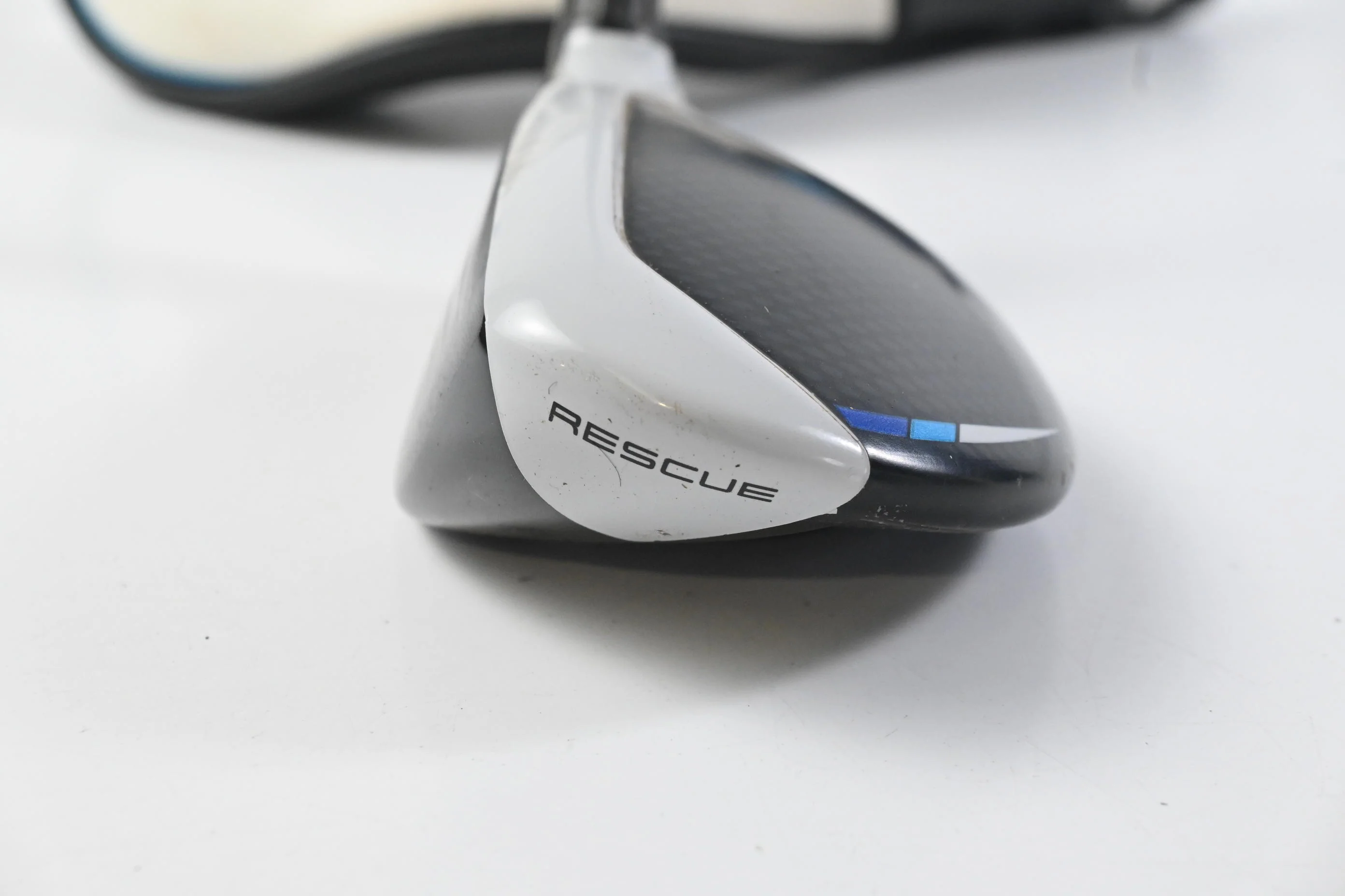 Left Hand Taylormade SIM2 Max #3 Hybrid / 19 Degree / Regular Flex Ventus Blue - Image 3