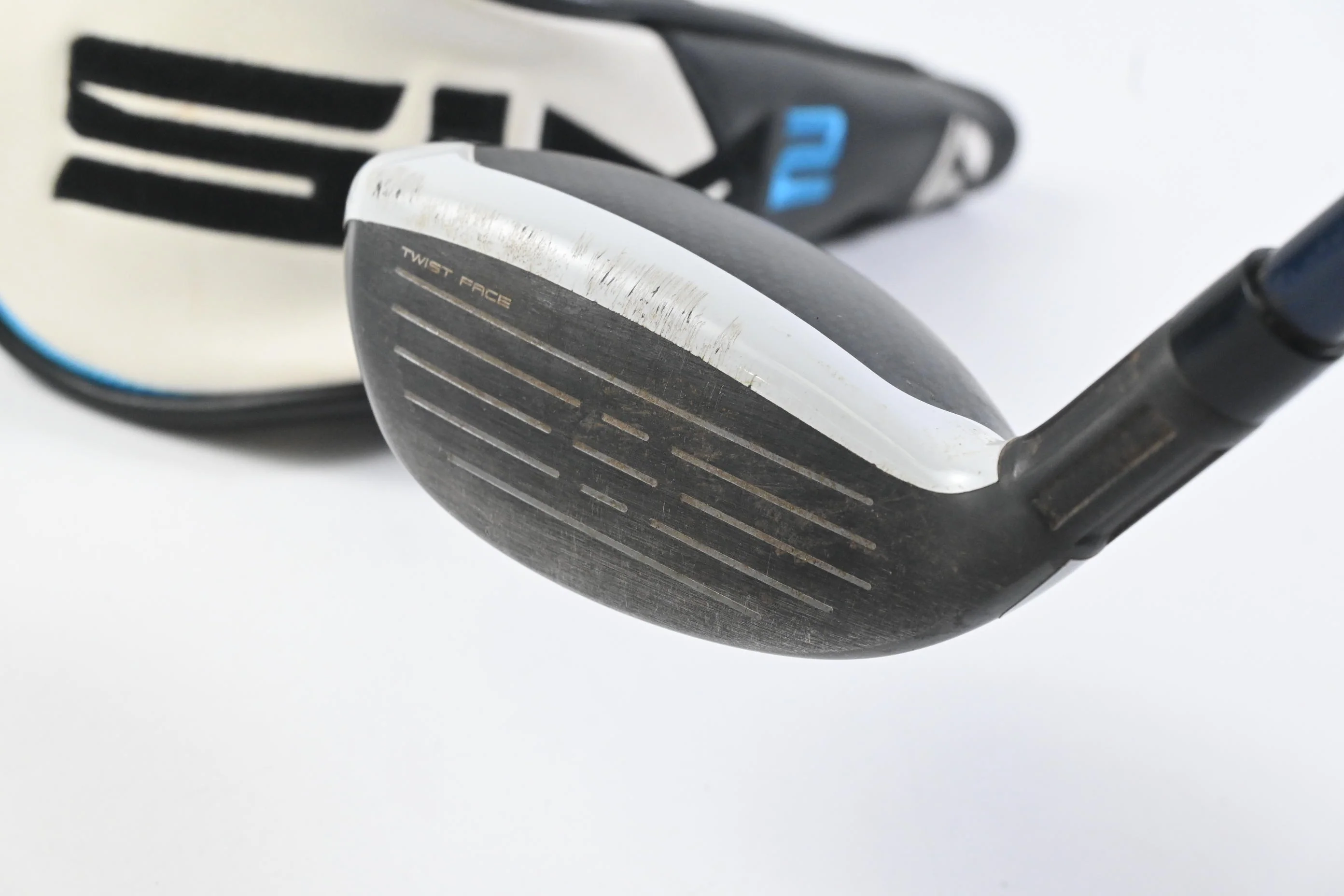 Taylormade SIM2 Max #3 Hybrid / 19 Degree / Stiff Flex Fujikura Ventus Blue 7 - Image 4