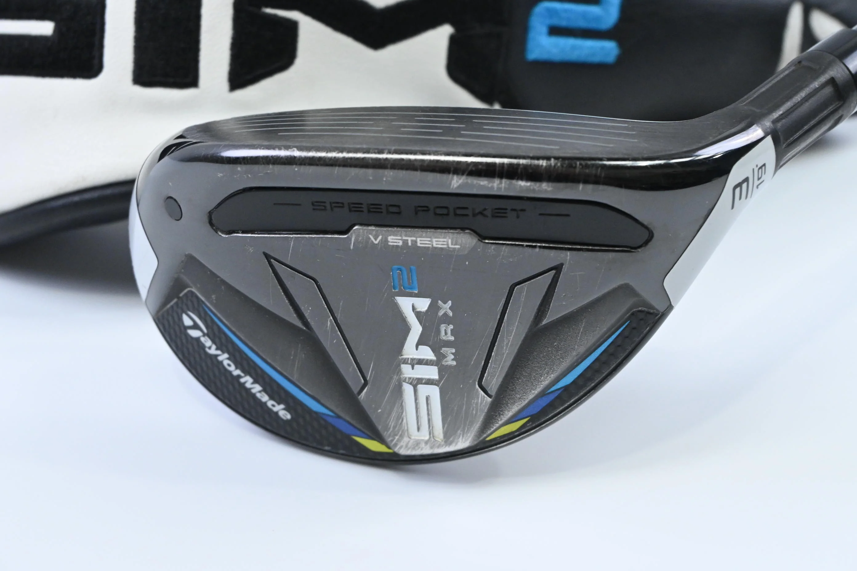 Taylormade SIM2 Max #3 Hybrid / 19 Degree / Stiff Flex Fujikura Ventus Blue 7 - Image 2