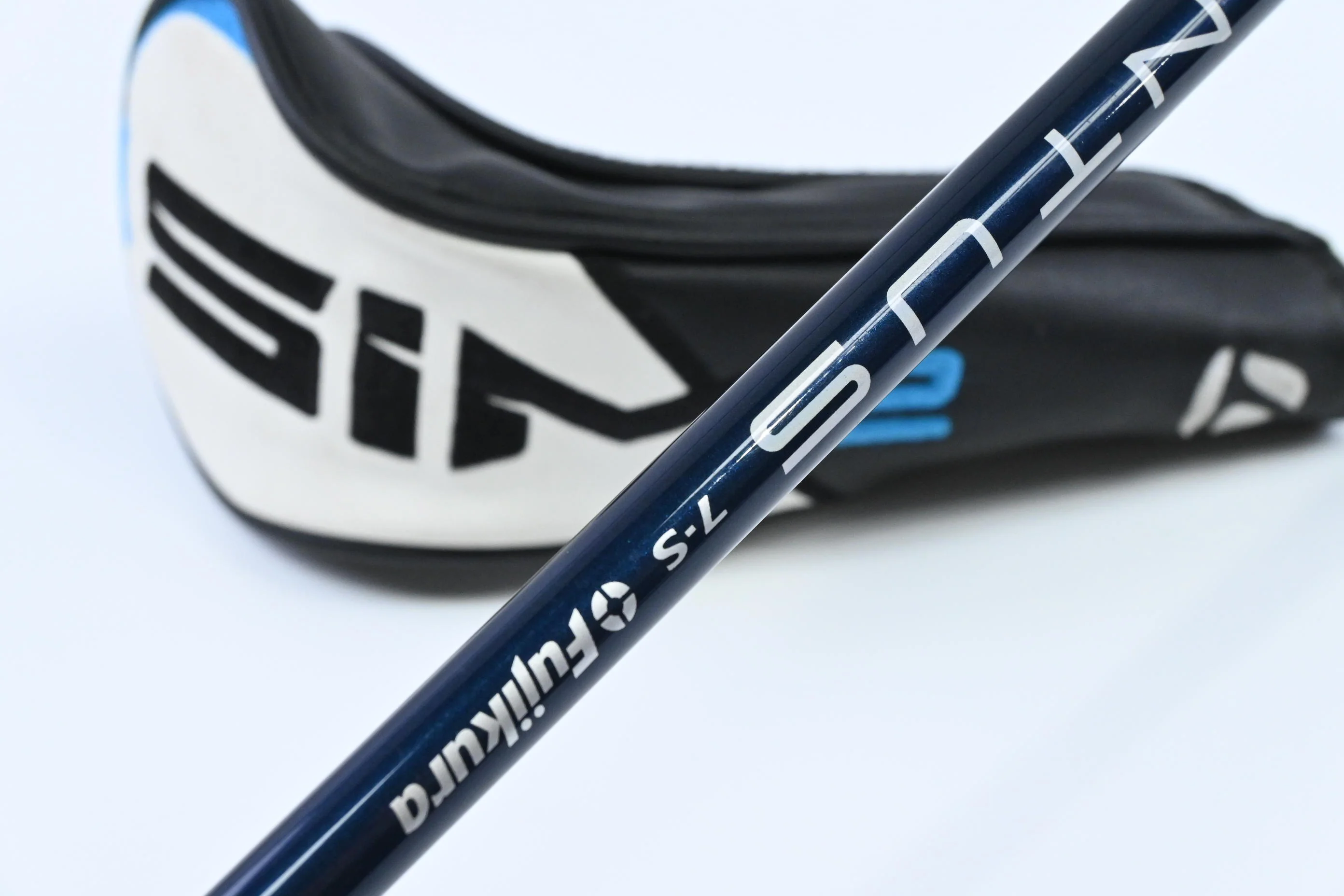 Taylormade SIM2 Max #3 Hybrid / 19 Degree / Stiff Flex Fujikura Ventus Blue 7 - Image 6