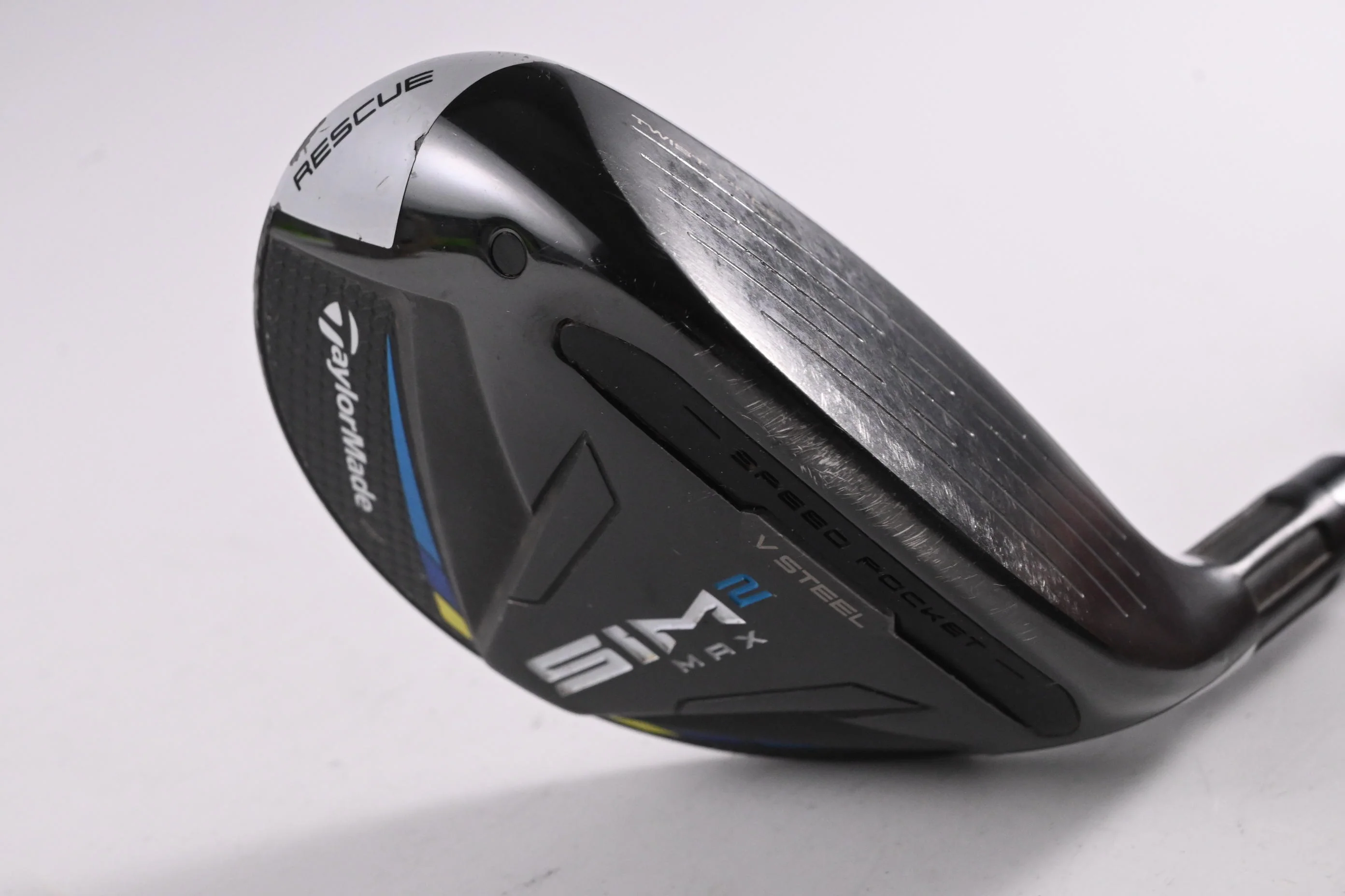Taylormade SIM2 Max #4 Hybrid / 22 Degree / Lite Flex Bassara 55 Shaft