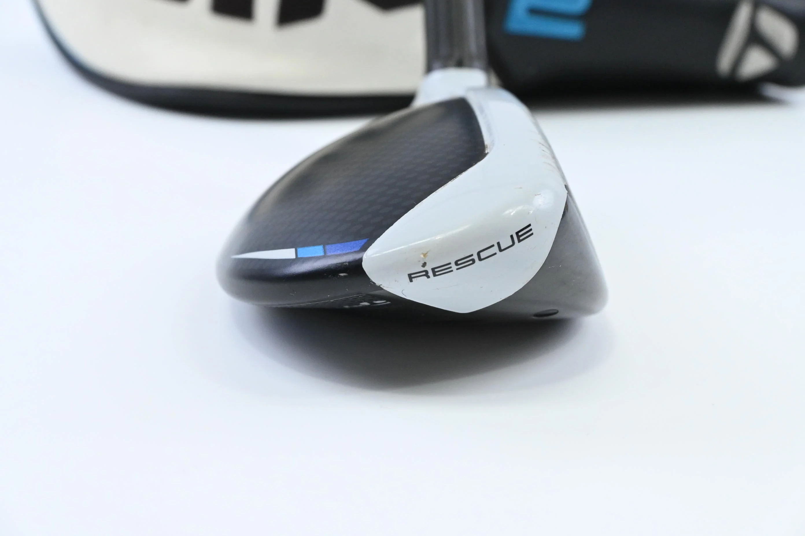 Taylormade SIM2 Max #4 Hybrid / 22 Degree / Senior Flex Fujikura Ventus Blue 5 - Image 3