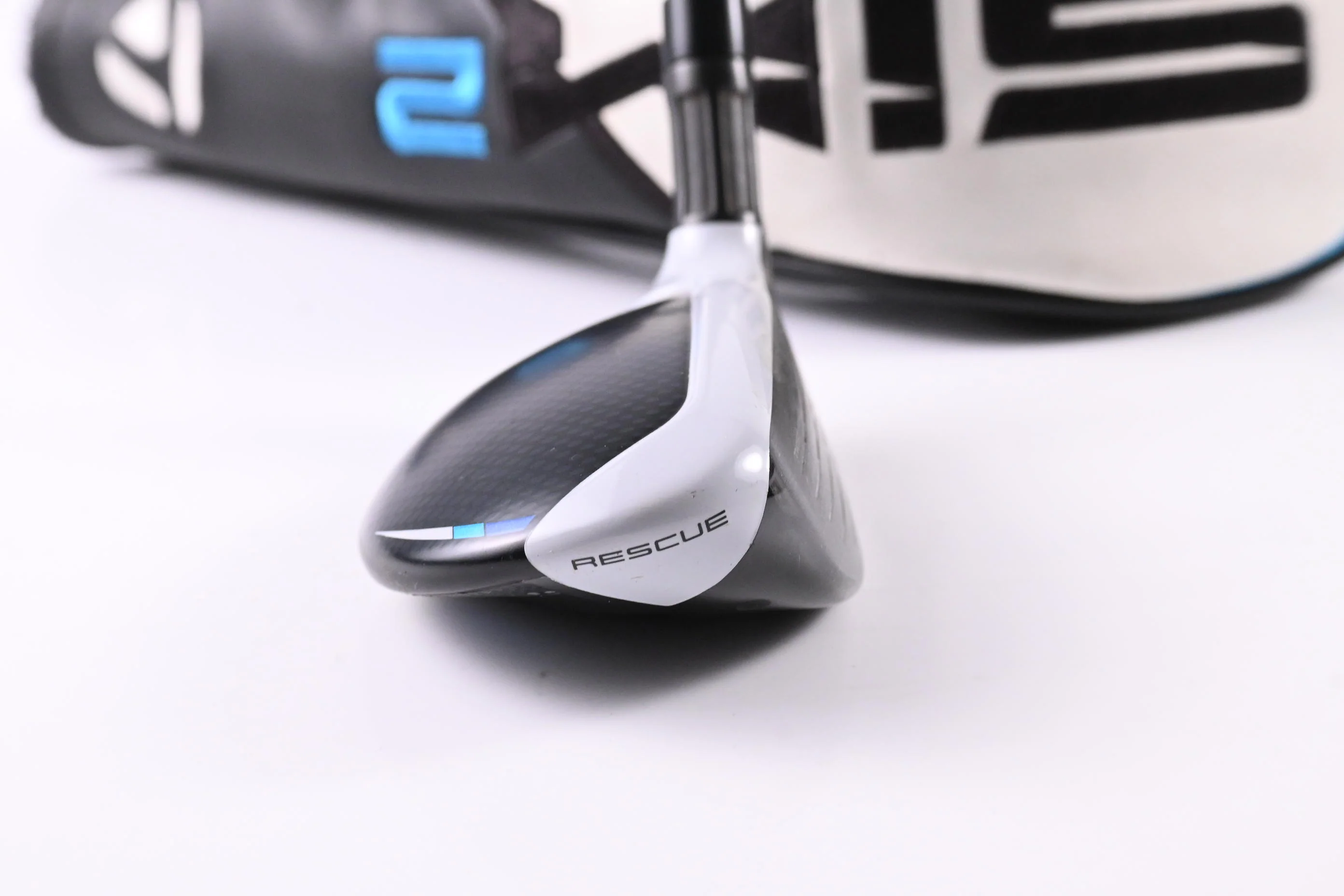 Taylormade SIM2 Max #3 Hybrid / 19 Degree / Stiff Flex Fujikura Ventus Blue 7 - Image 3