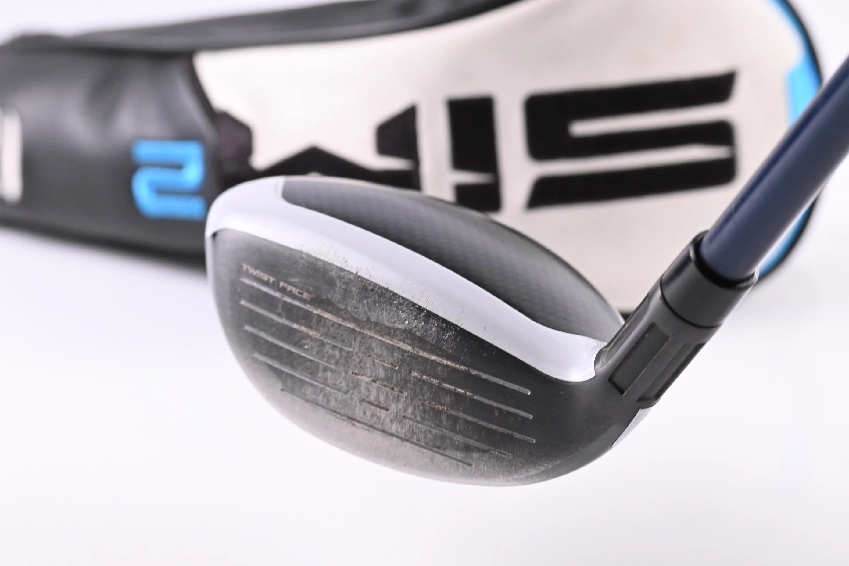 Taylormade SIM2 Max #3 Hybrid / 19 Degree / Stiff Flex Fujikura Ventus Blue 7 - Image 4