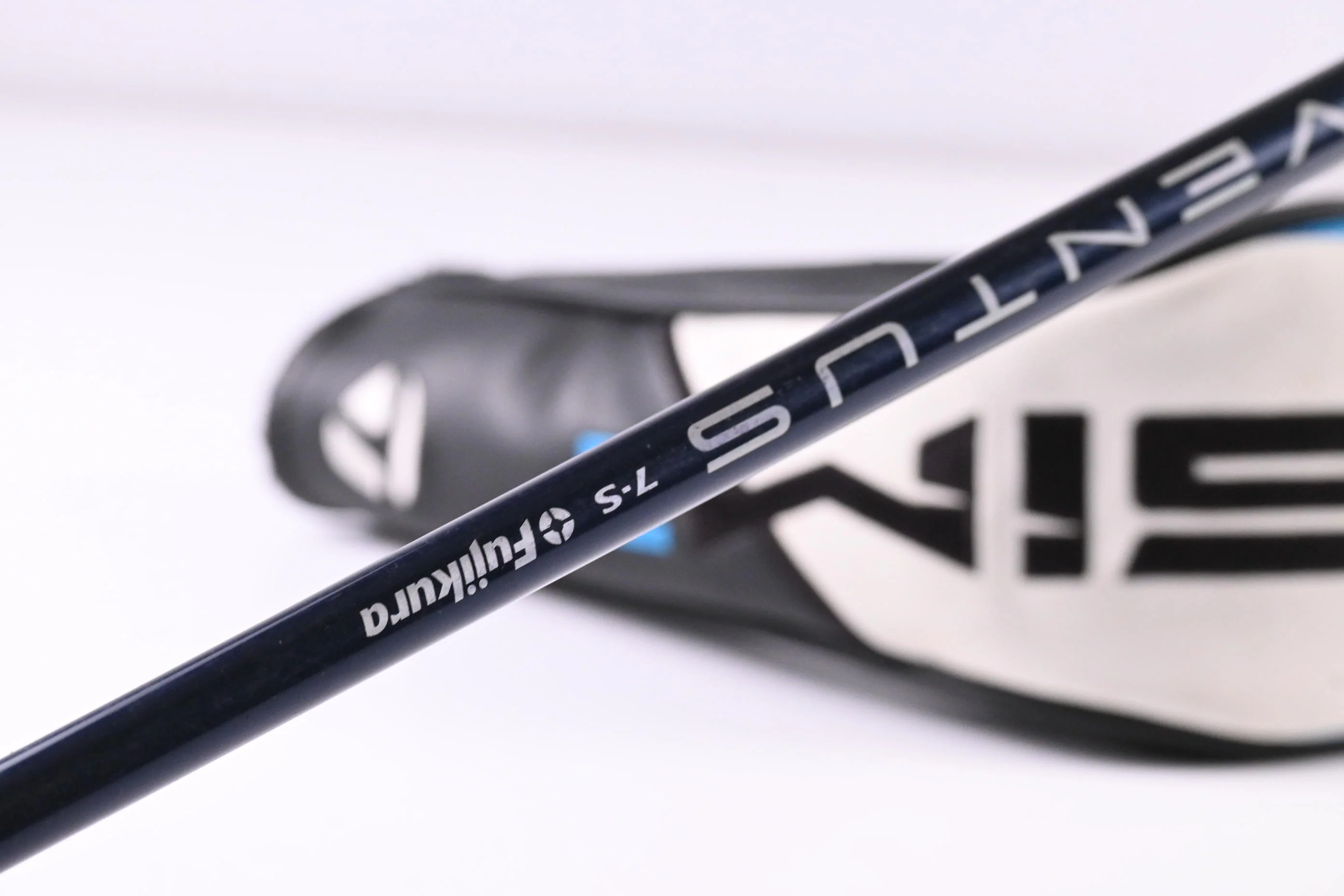 Taylormade SIM2 Max #3 Hybrid / 19 Degree / Stiff Flex Fujikura Ventus Blue 7 - Image 6