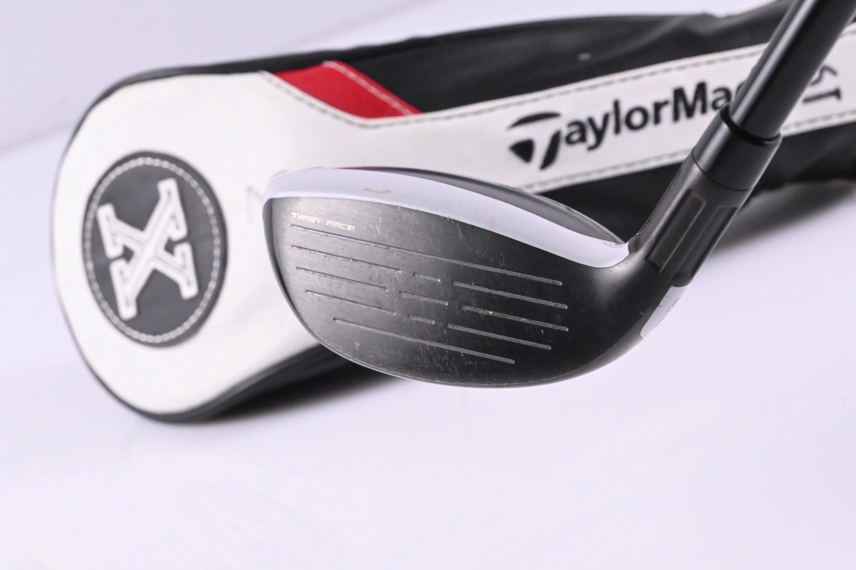 Taylormade SIM2 Max #3 Hybrid / 19 Degree / Regular Flex Diamana Limited 65 - Image 4