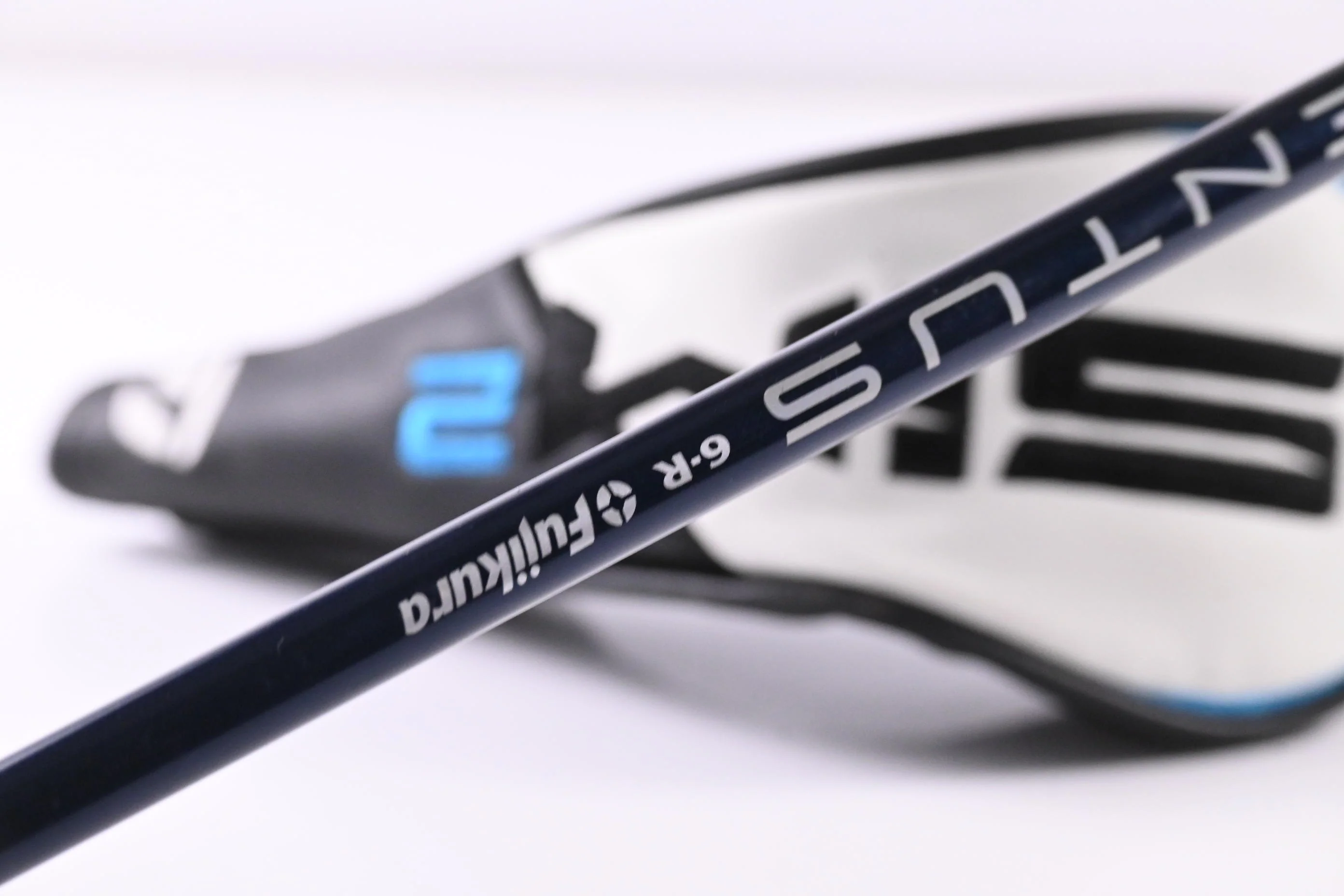 Taylormade SIM2 Max #4 Hybrid / 22 Degree / Regular Flex Fujikura Ventus Blue 6 - Image 6