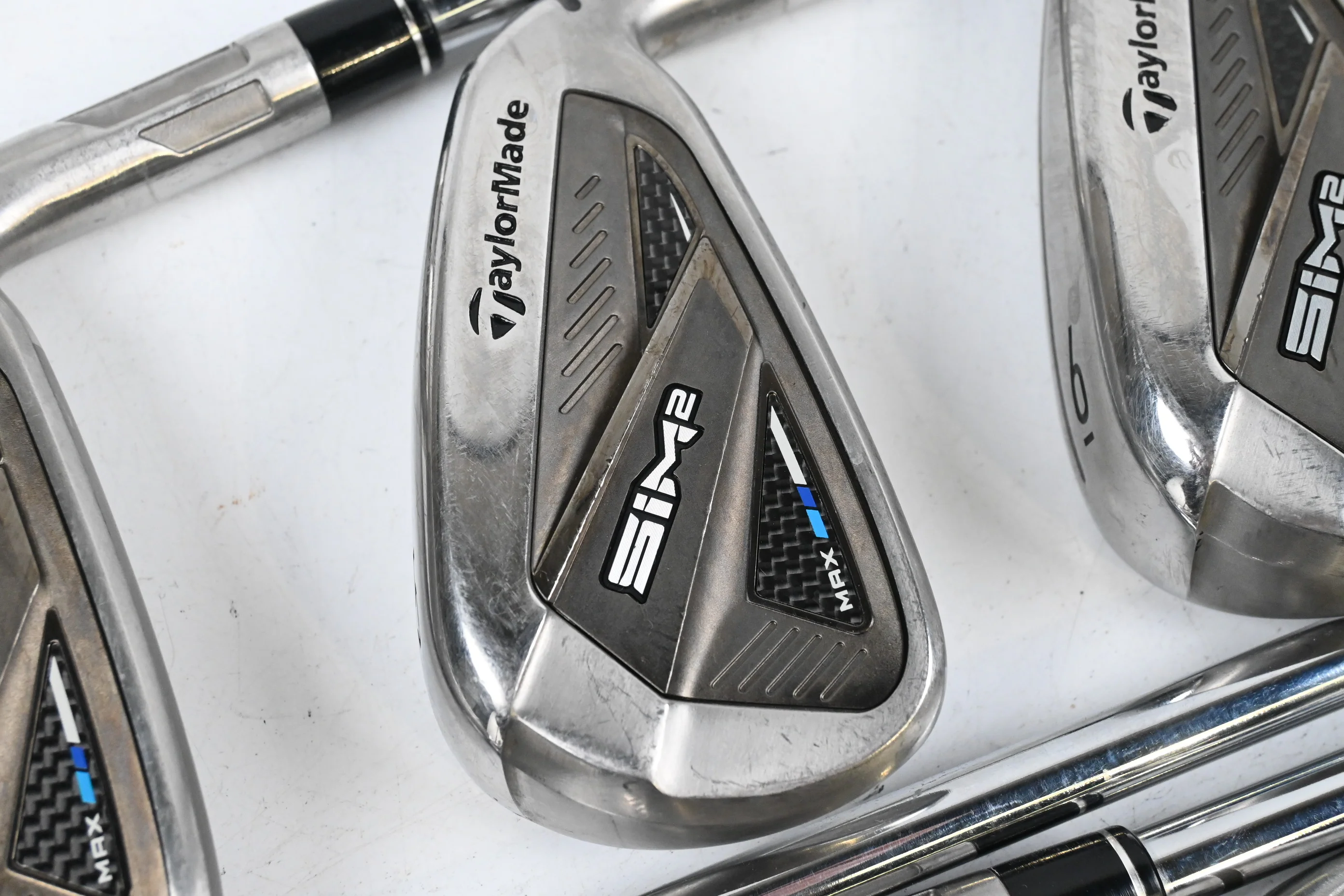 Taylormade SIM2 Max Irons / 4-PW / Stiff Flex KBS MAX MT 85 Shafts