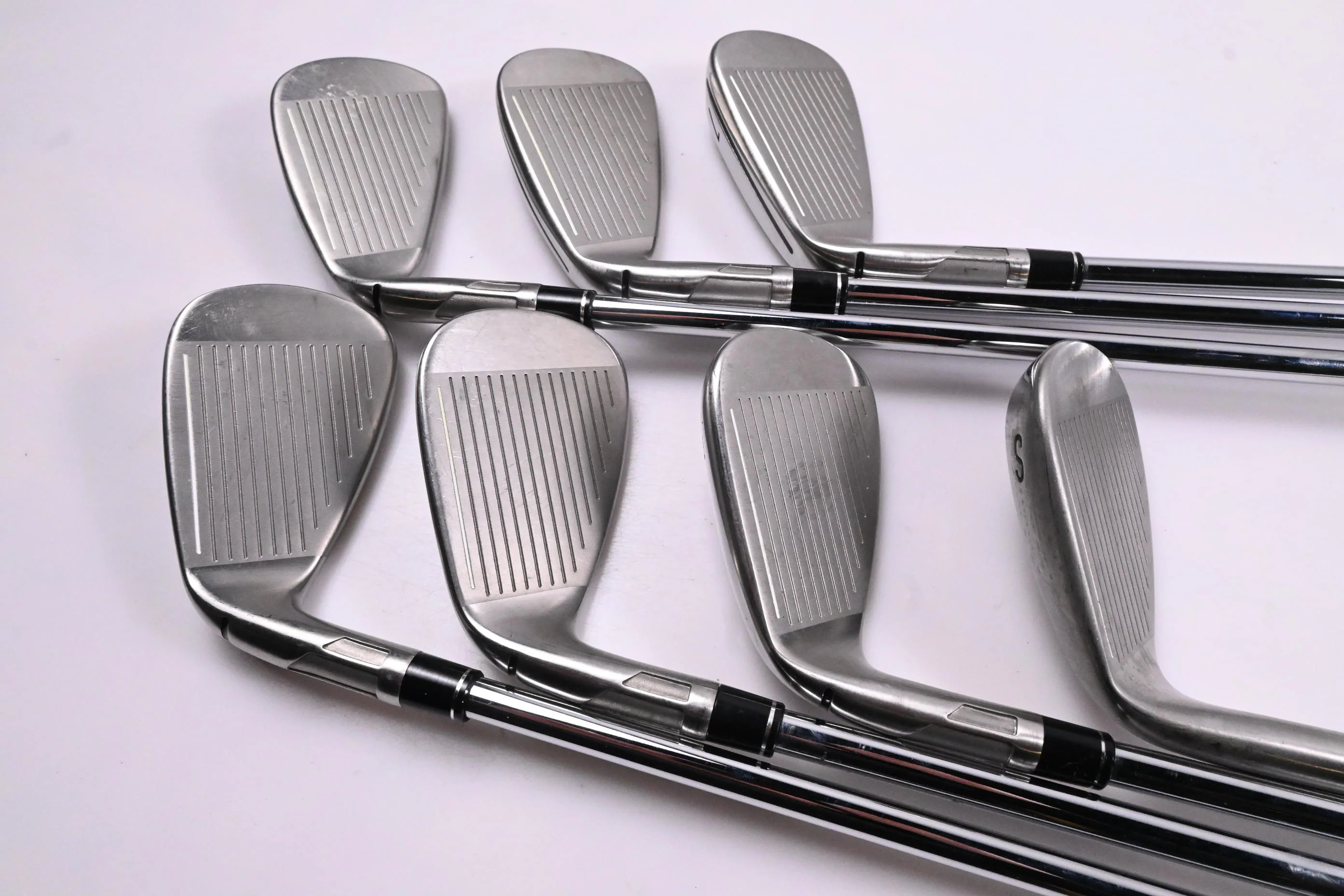 Taylormade SIM2 Max Irons / 5-PW+SW / Regular Flex KBS MAX MT 85 Shafts - Image 3