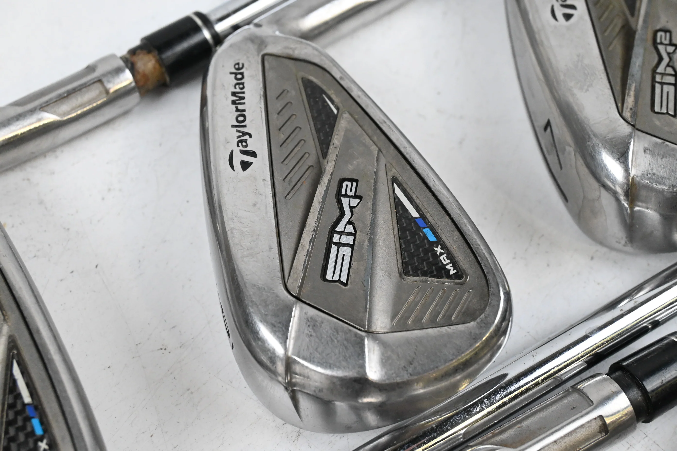 Taylormade SIM2 Max Irons / 5-PW / Stiff Flex KBS MAX MT 85 Shafts