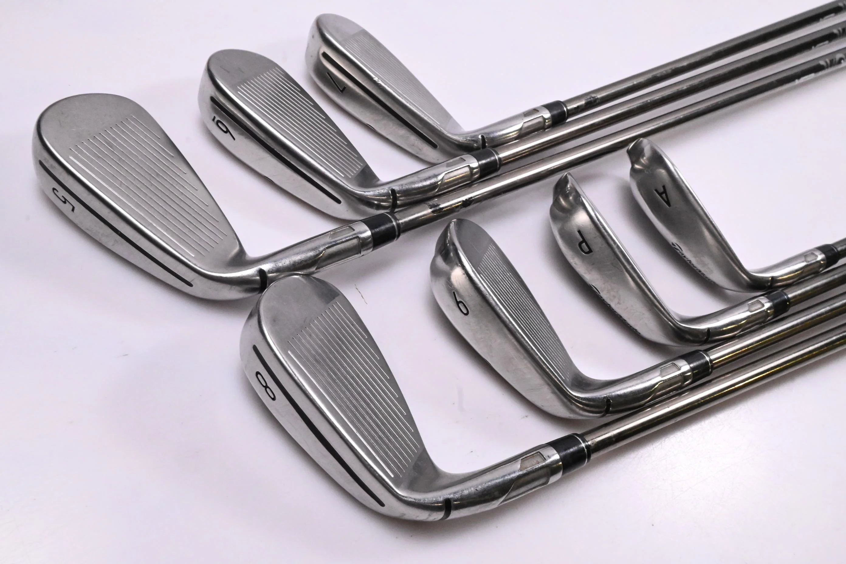 Taylormade SIM2 Max OS Irons / 5-PW+GW / Regular Flex UST Recoil ESX 460 Shafts - Image 4