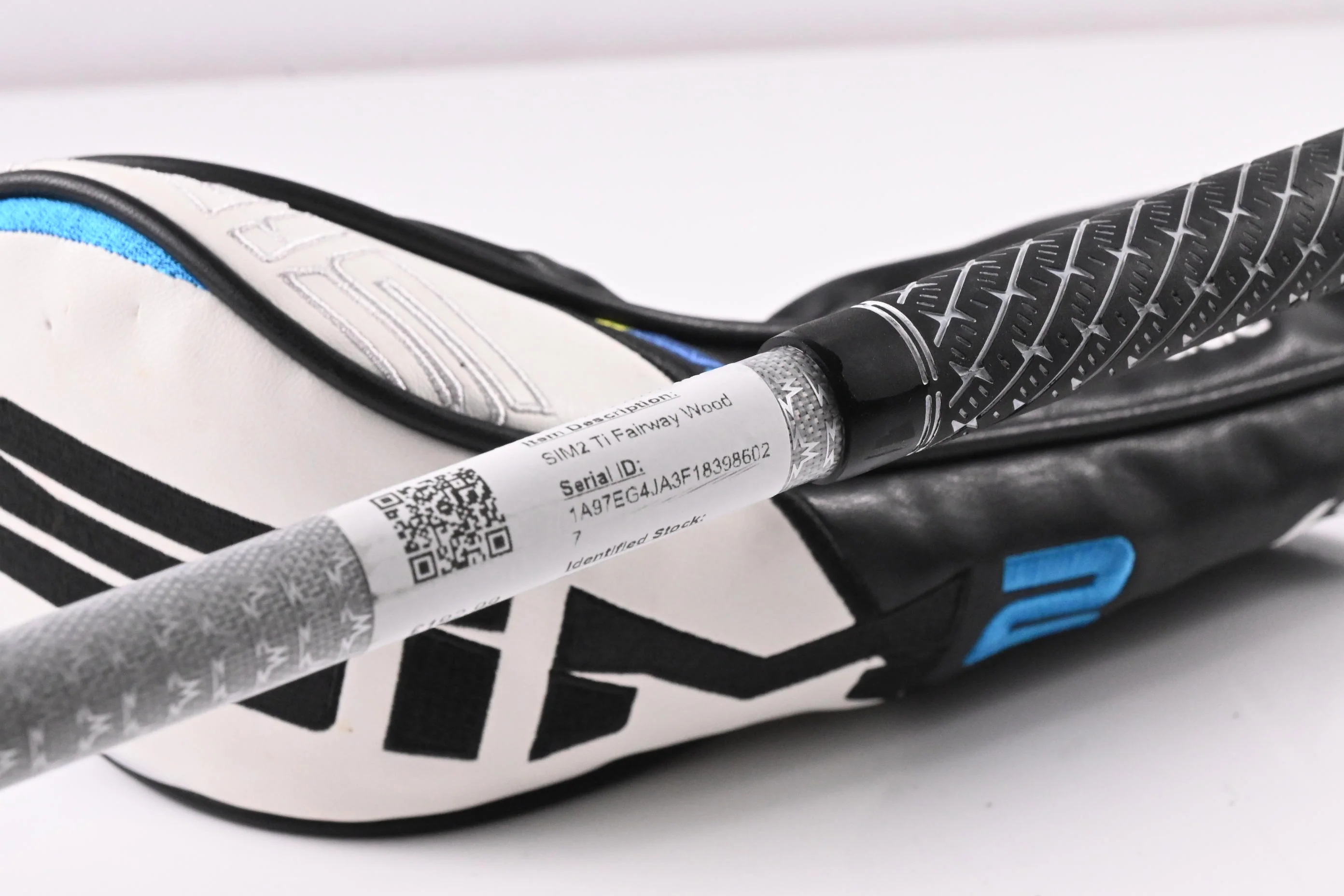 Taylormade SIM2 Ti #3 Wood / 15 Degree / Stiff Flex Tensei AV Raw Blue 65 Shaft - Image 7