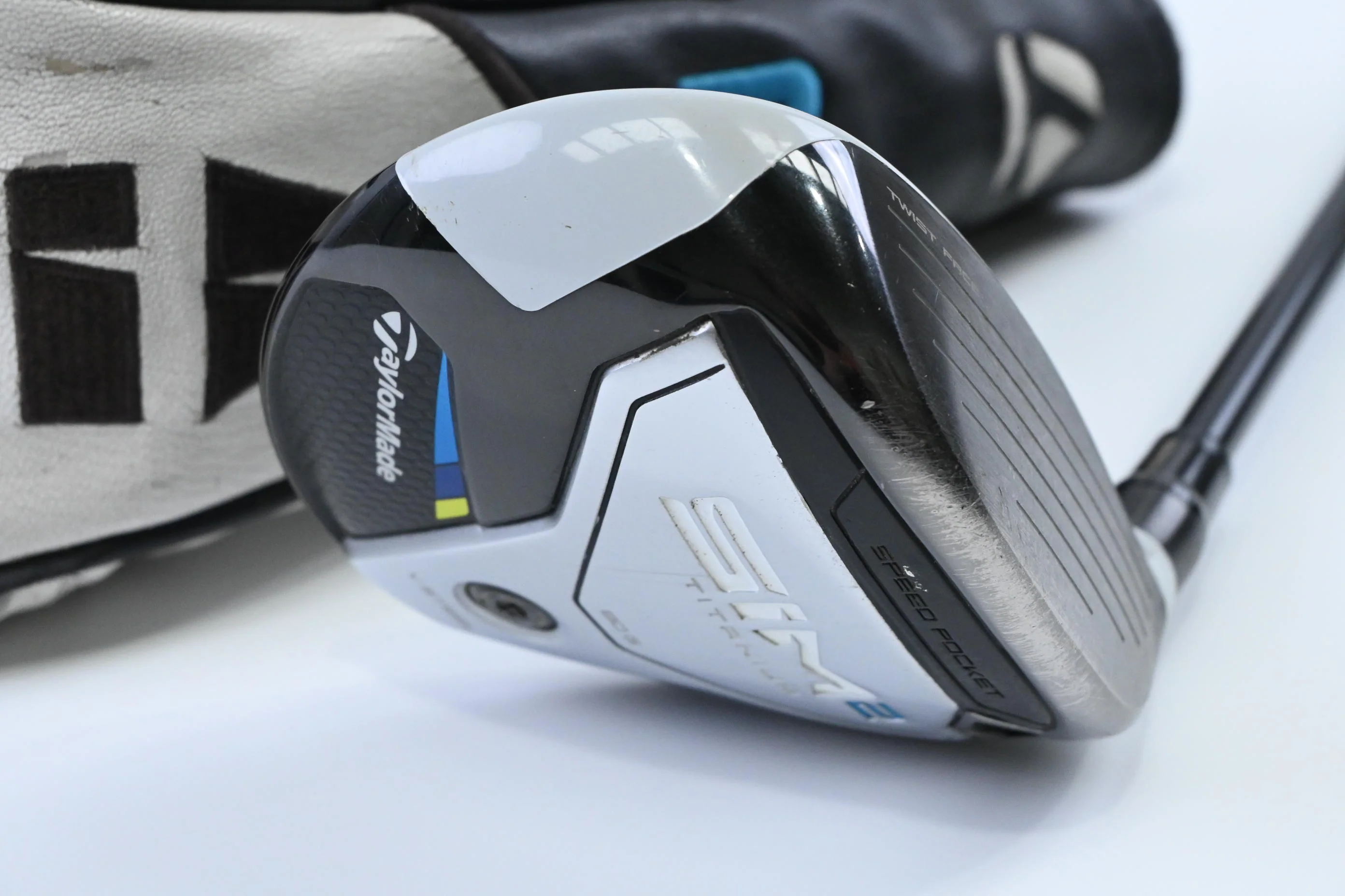 Taylormade SIM2 Ti #3 Wood / 15 Degree / Stiff Flex Tensei AV Raw Blue 65 Shaft