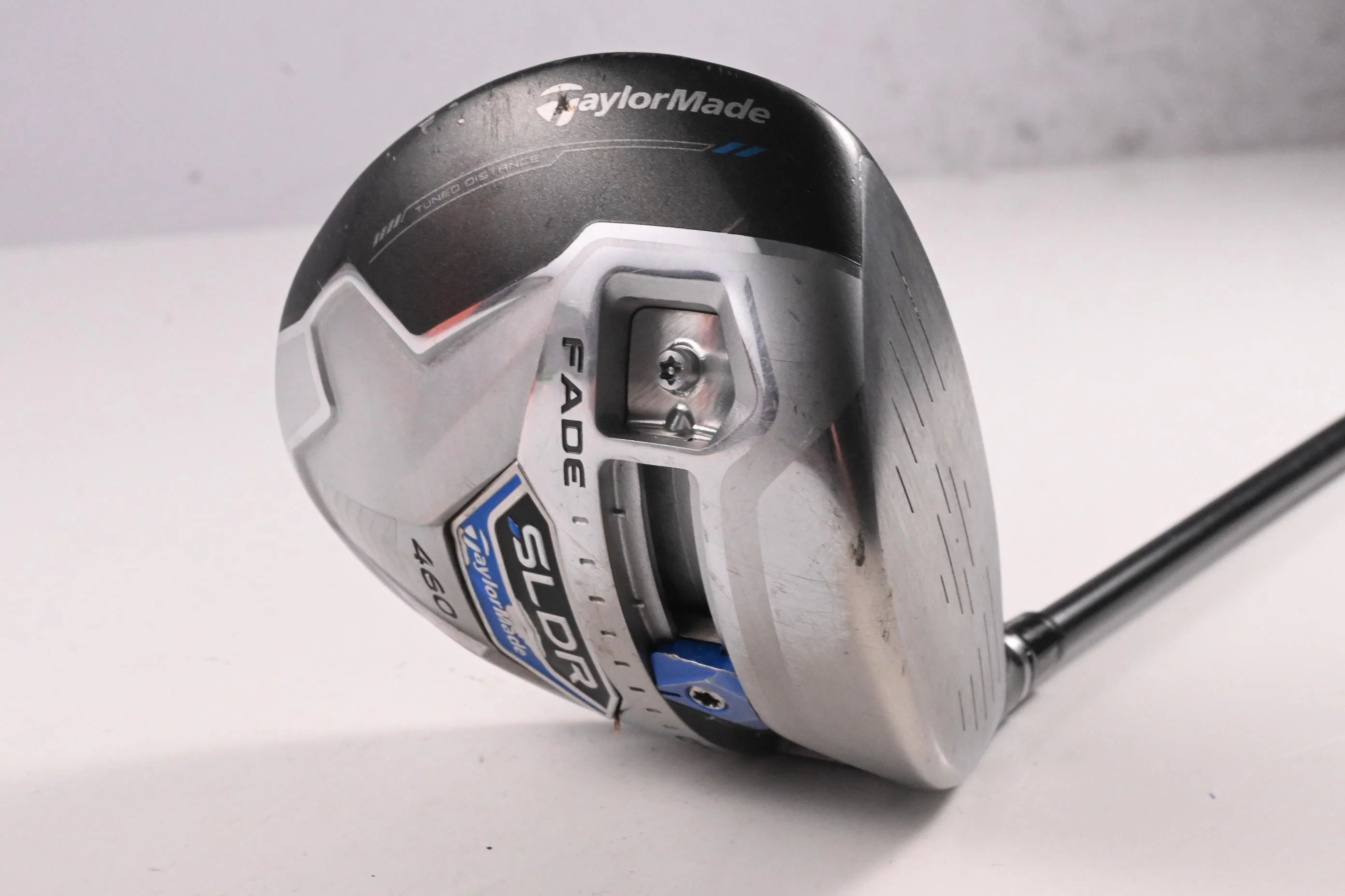 Taylormade SLDR Driver / 10.5 Degree / Stiff Flex Aldila Rogue Silver 60 Shaft