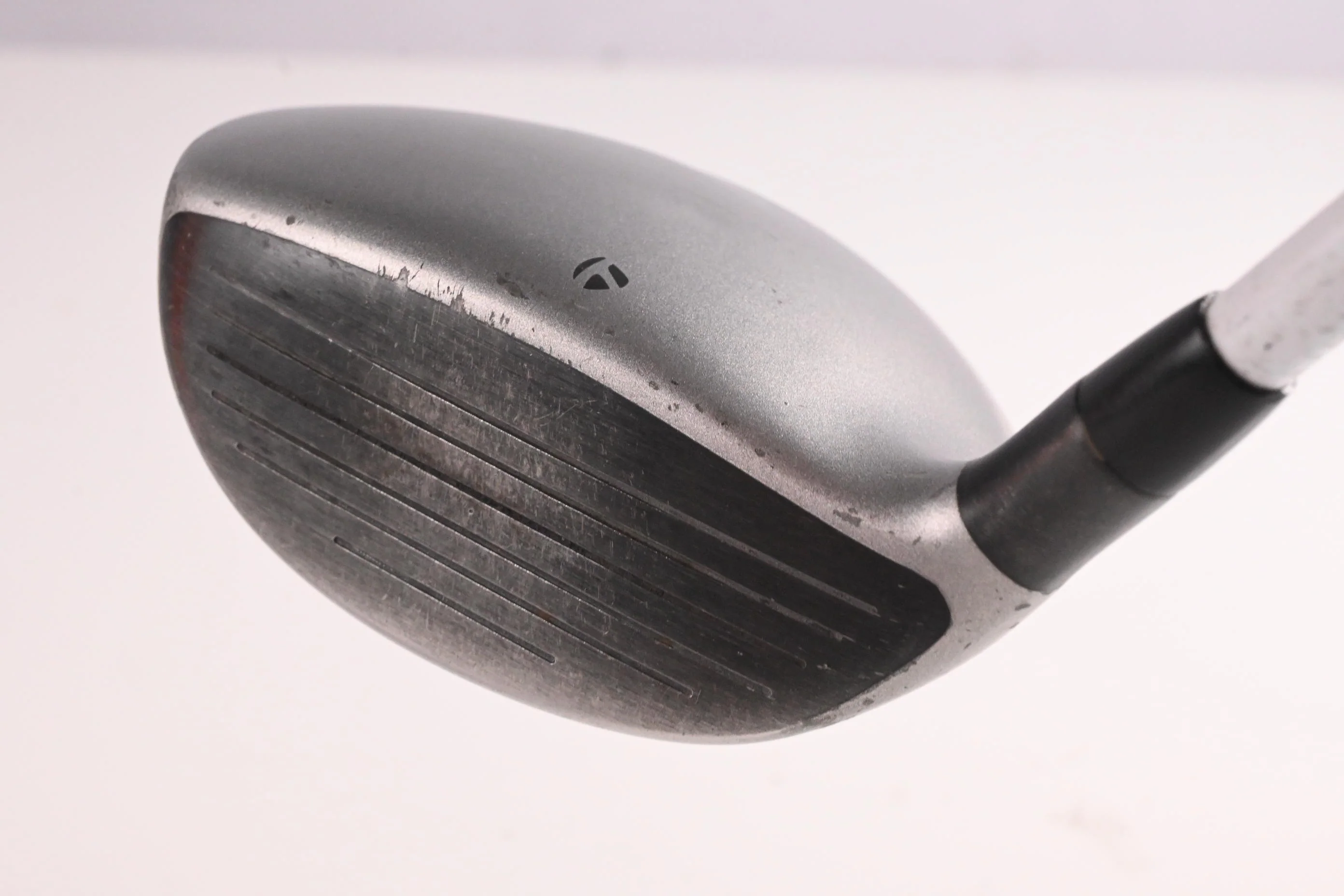 Taylormade SLDR #5 Wood / 18 Degree / Regular Flex Fujikura Speeder665 Shaft - Image 4