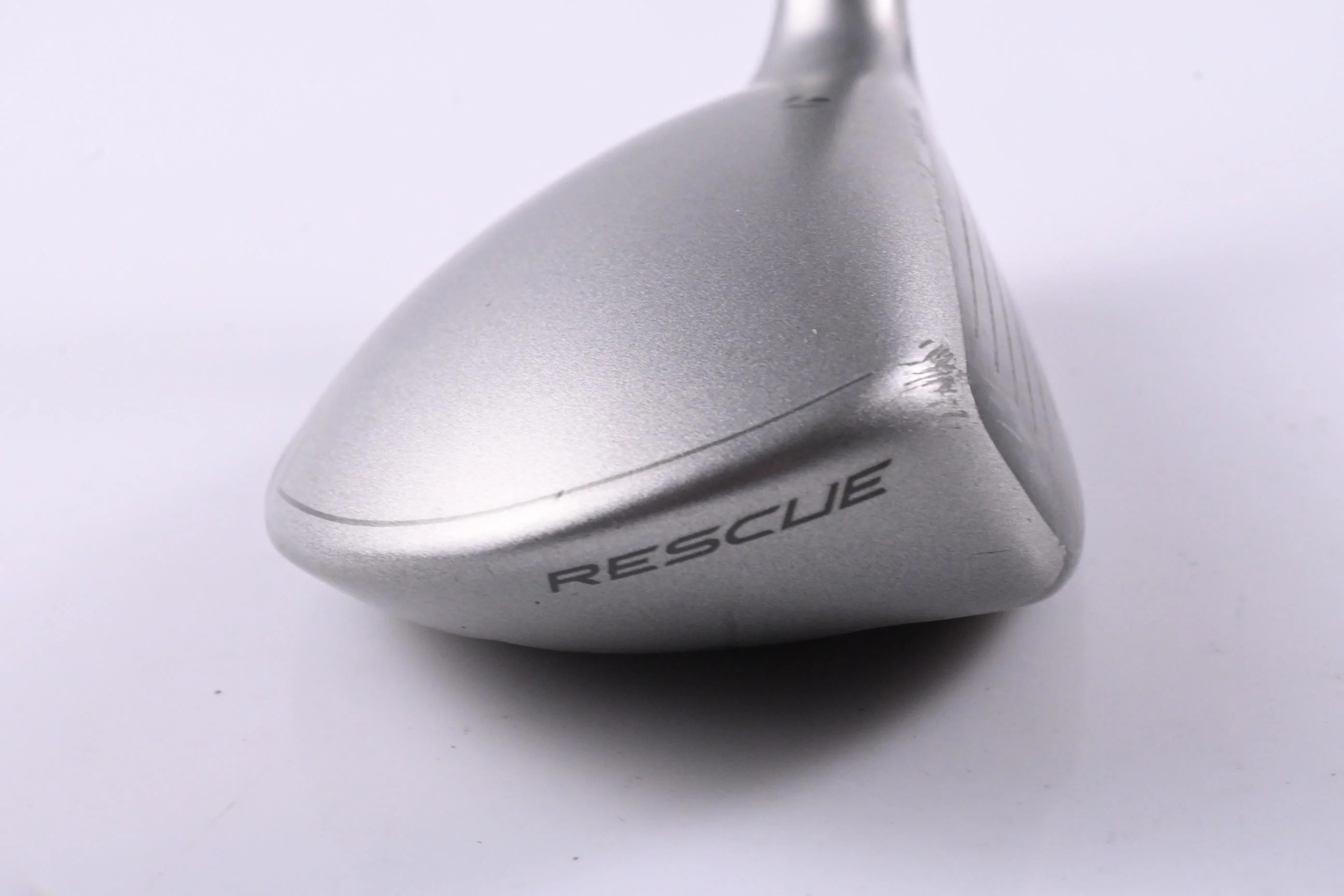 Taylormade SLDR-S #4 Hybrid / 22 Degree / Regular Flex Fujikura Speeder 72 Shaft - Image 3