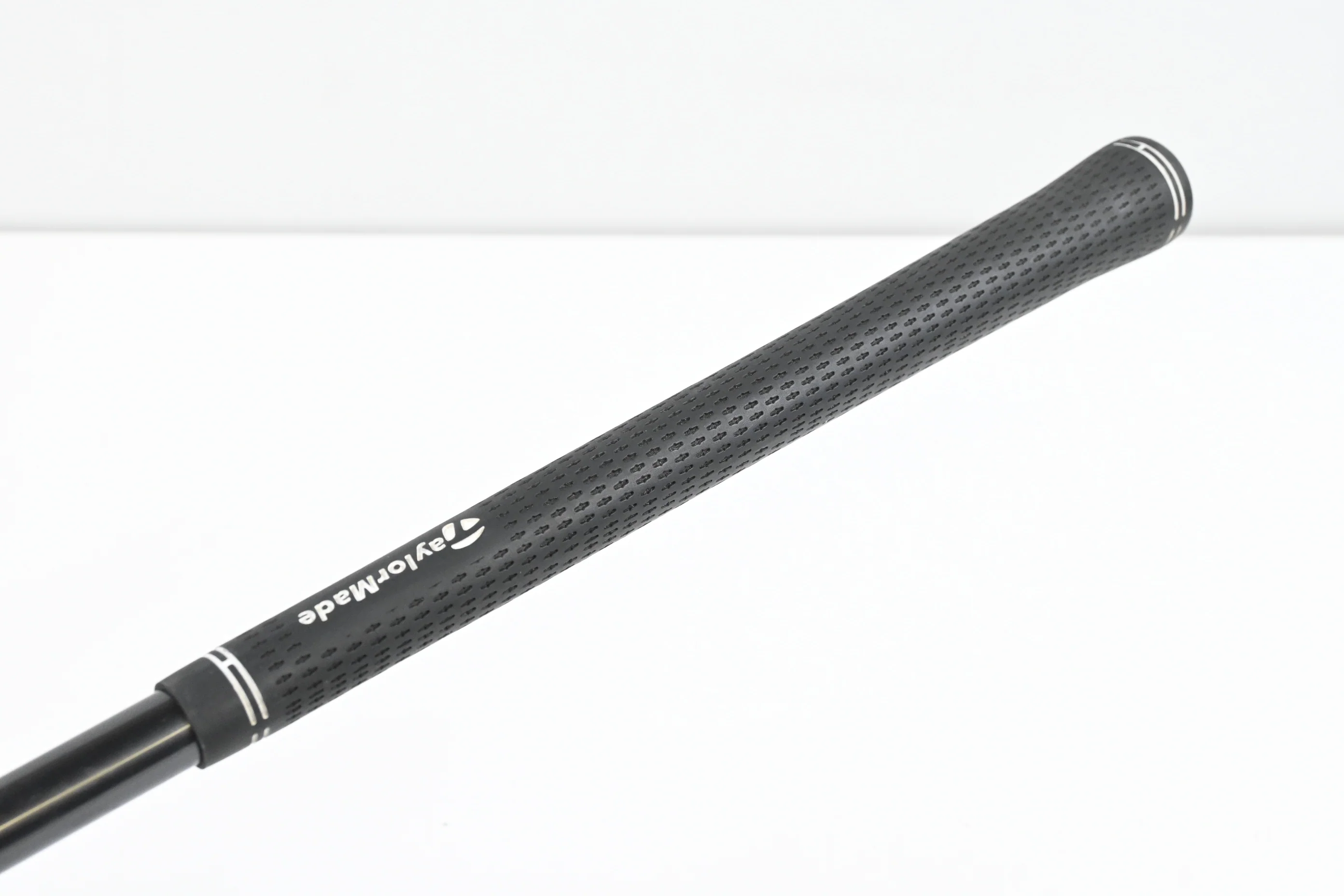 Taylormade SLDR #9 Iron / Regular Flex Fujikura SLDR 67 Shaft - Image 6