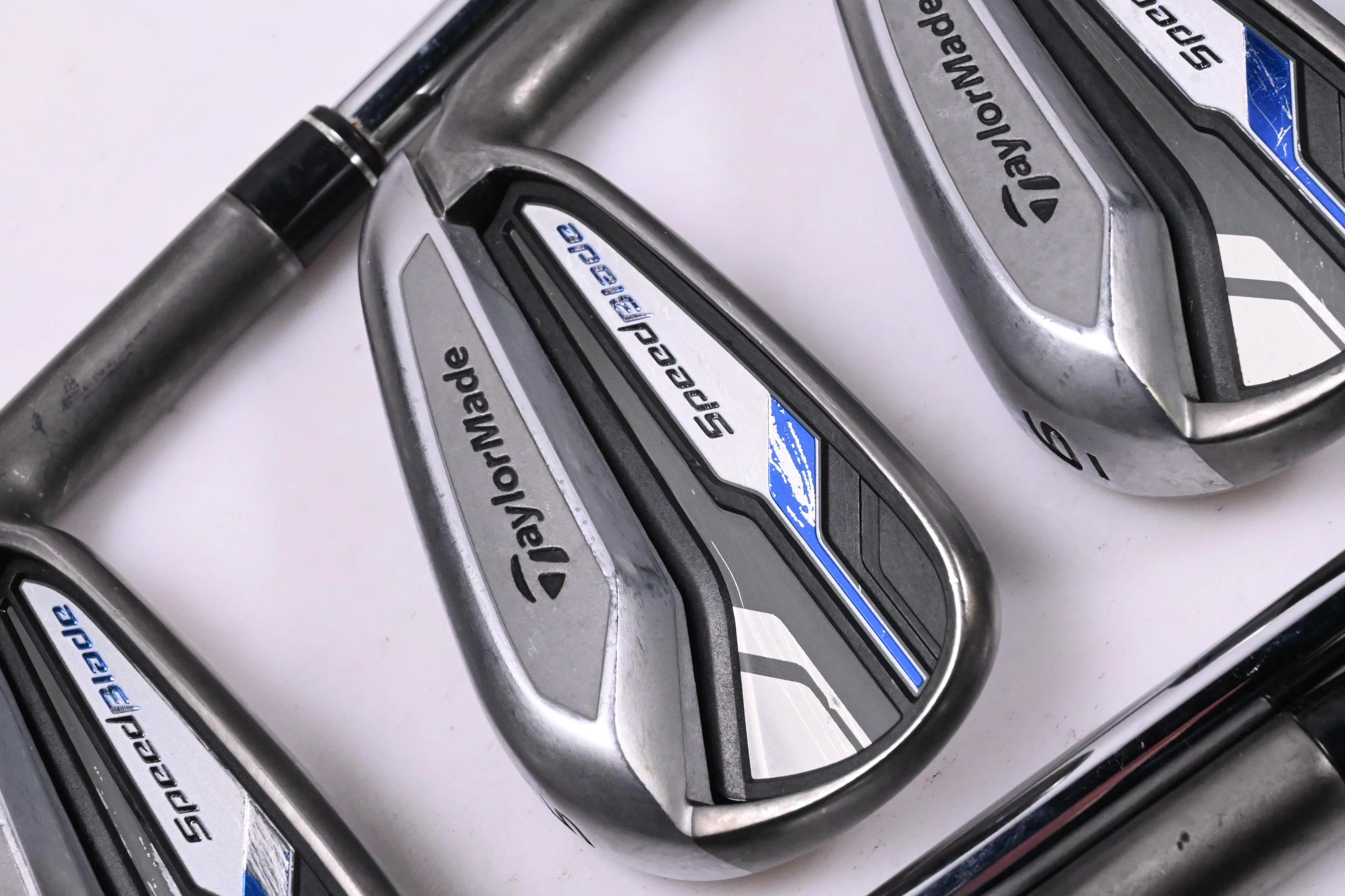 Taylormade Speedblade Irons / 4-PW+SW / Stiff Flex Dynamic Gold S300 Shafts