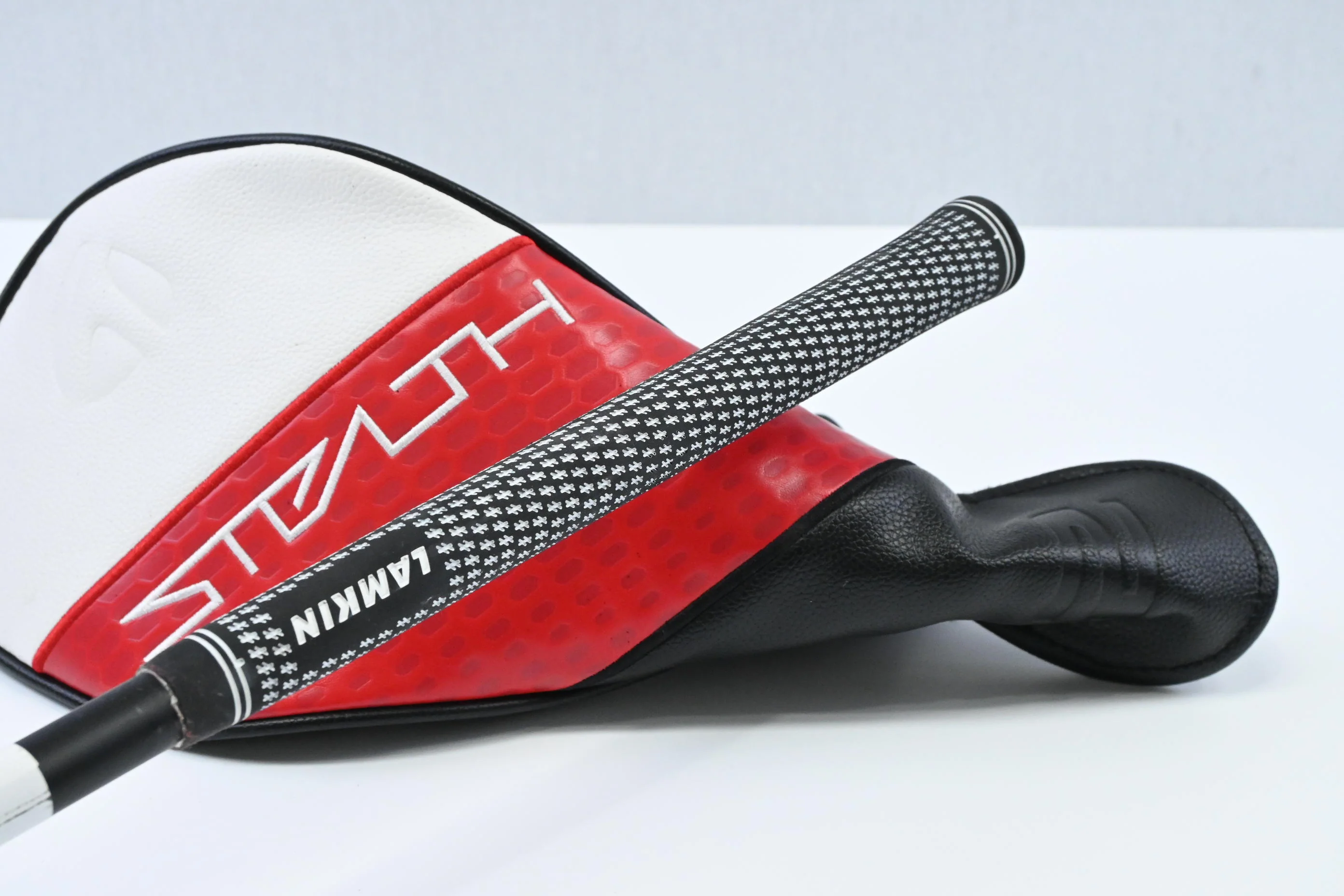 Taylormade Stealth 2 Driver / 10.5 Degree / X-Flex Taylormade Reax Blue 60 Shaft - Image 8
