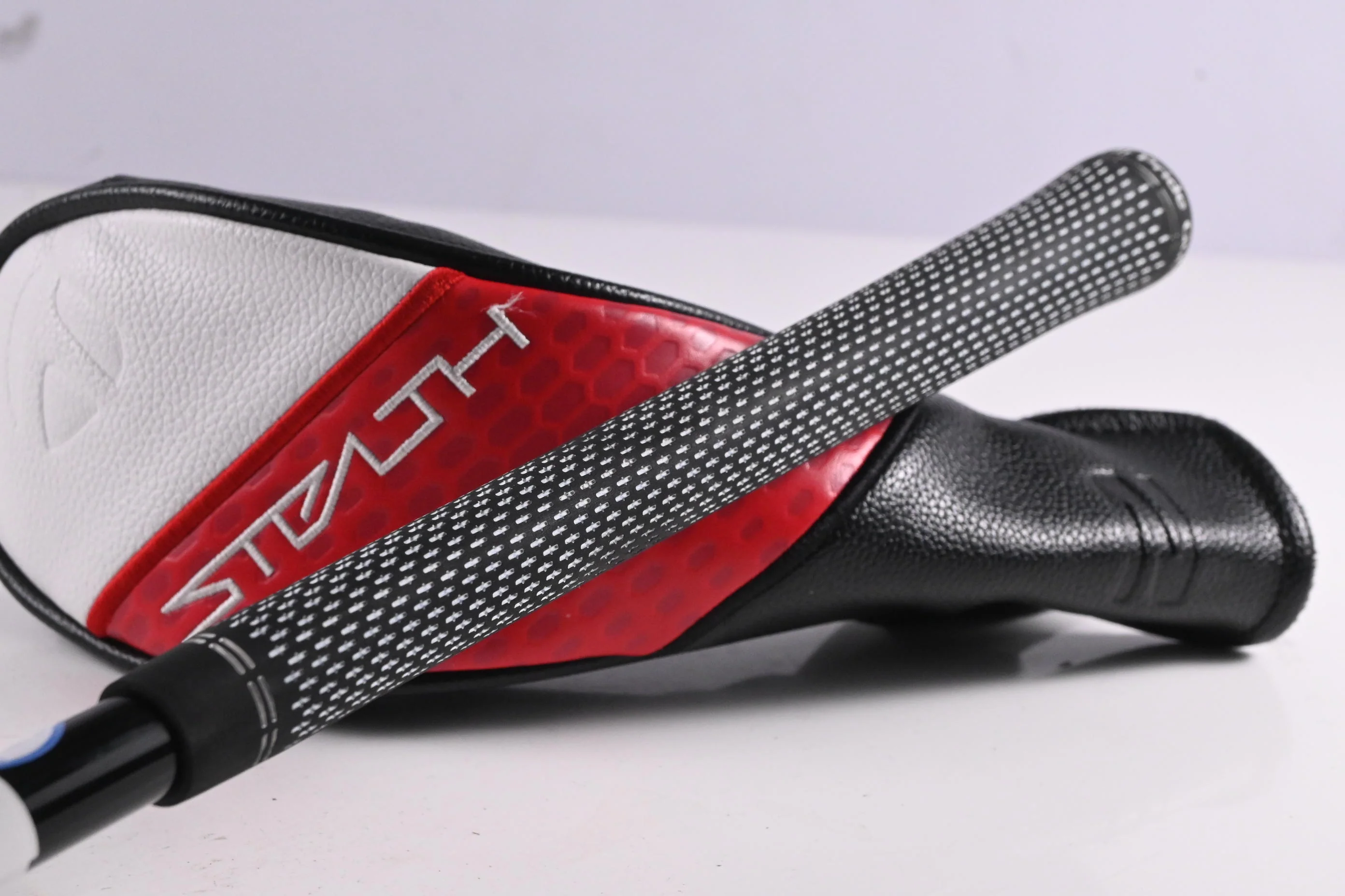 Taylormade Stealth 2 #4 Hybrid / 22 Degree / Regular Flex Fujikura Pro 60 Shaft - Image 8