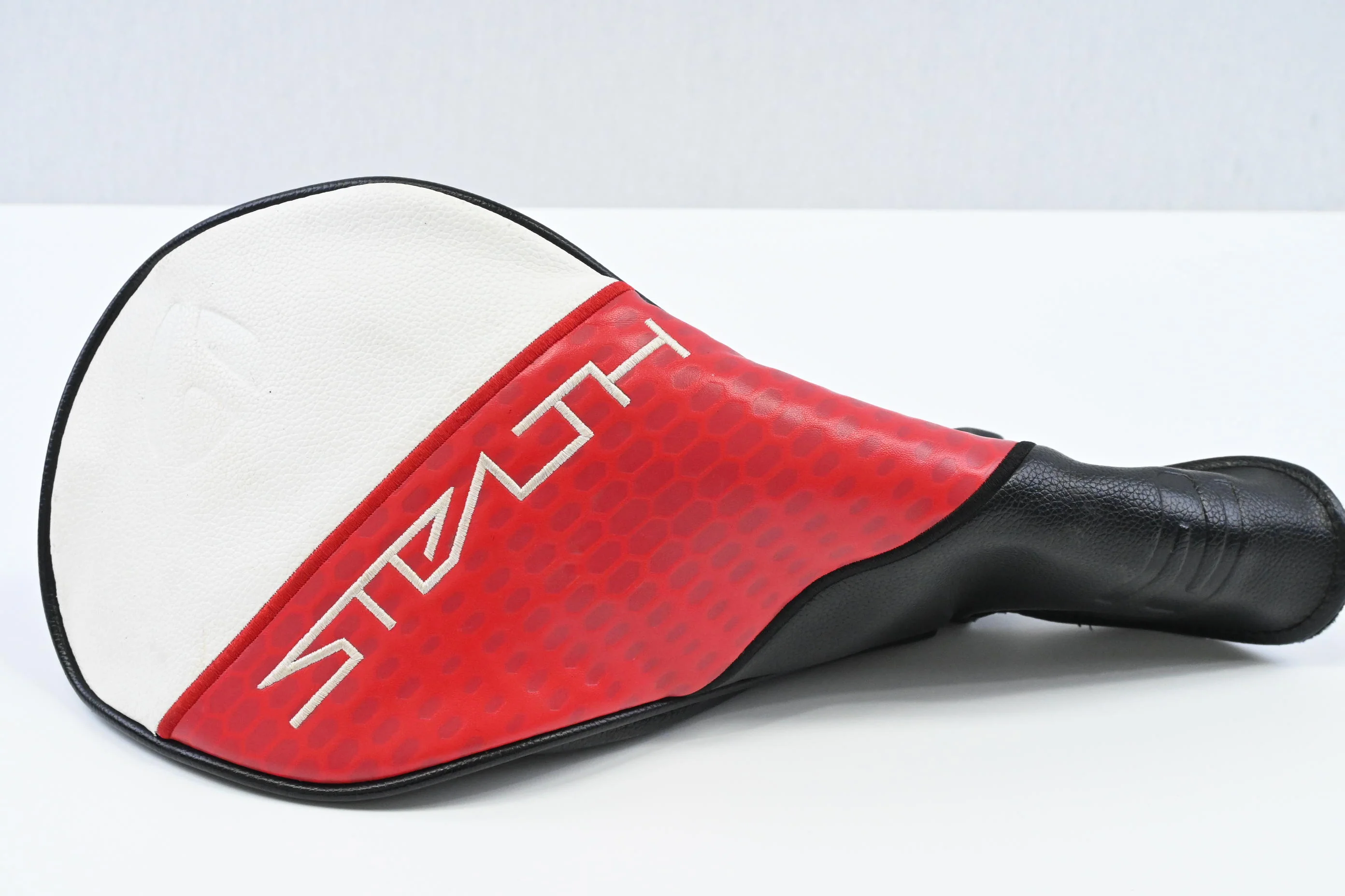 Taylormade Stealth 2 Plus Driver / 10.5 Degree / Stiff Flex Kai'li Red 60 Shaft - Image 9