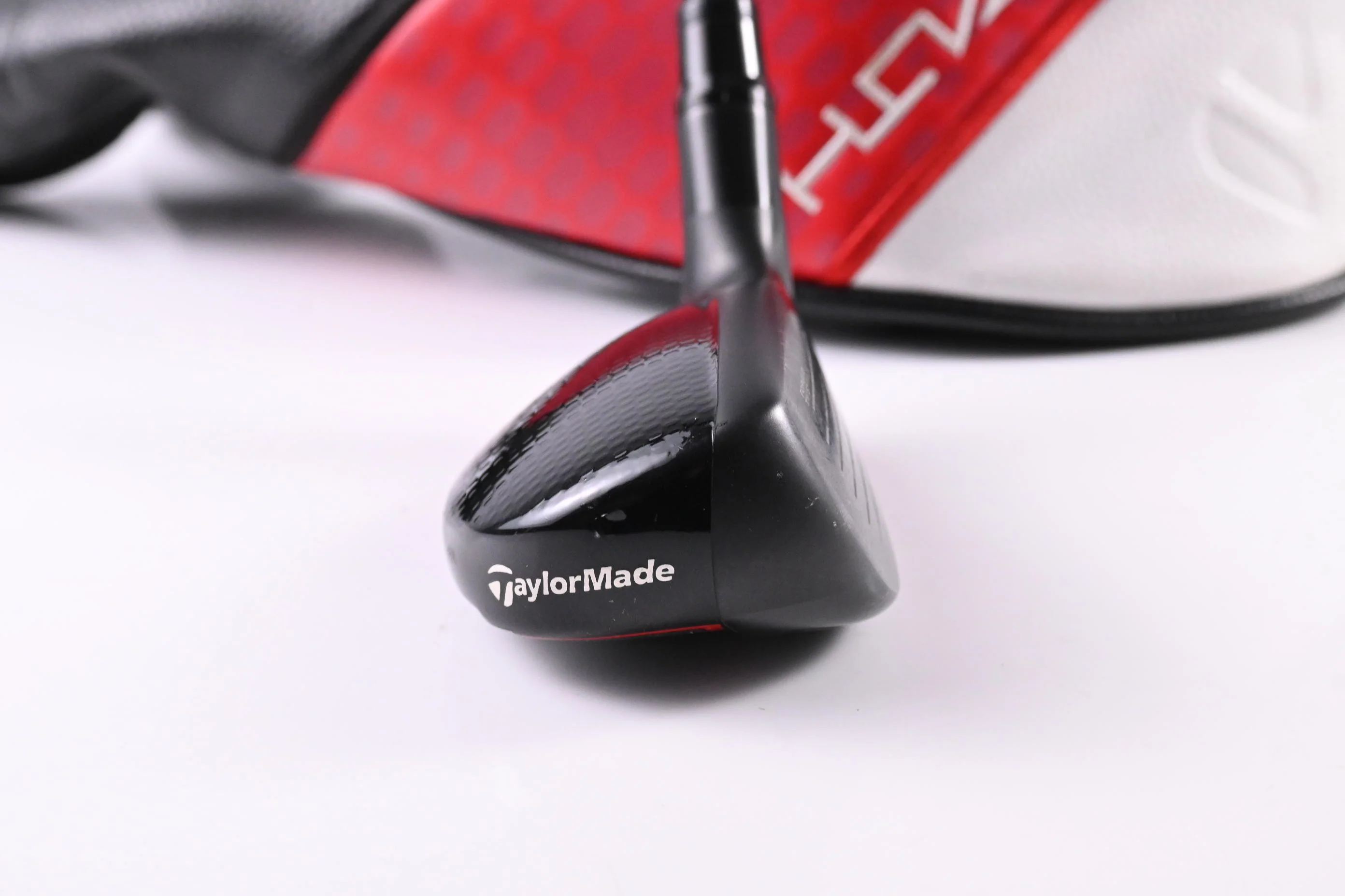Taylormade Stealth 2 Plus #4 Hybrid / 22 Degree / Regular Flex Kai'li Red 85 - Image 3