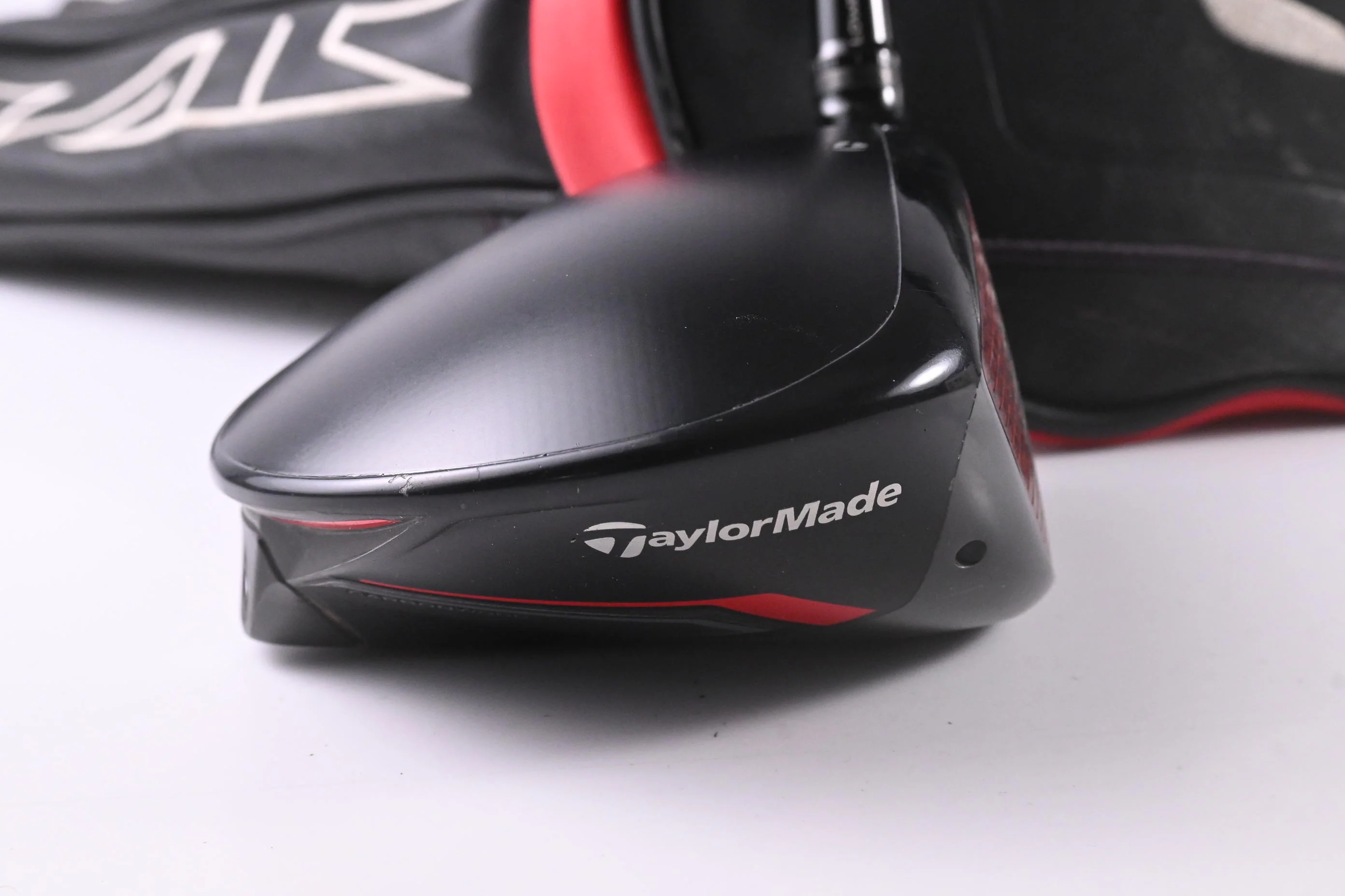 Taylormade Stealth Driver / 9 Degree / Regular Flex HZRDUS Smoke RDX Red 60 Shaft - Image 3