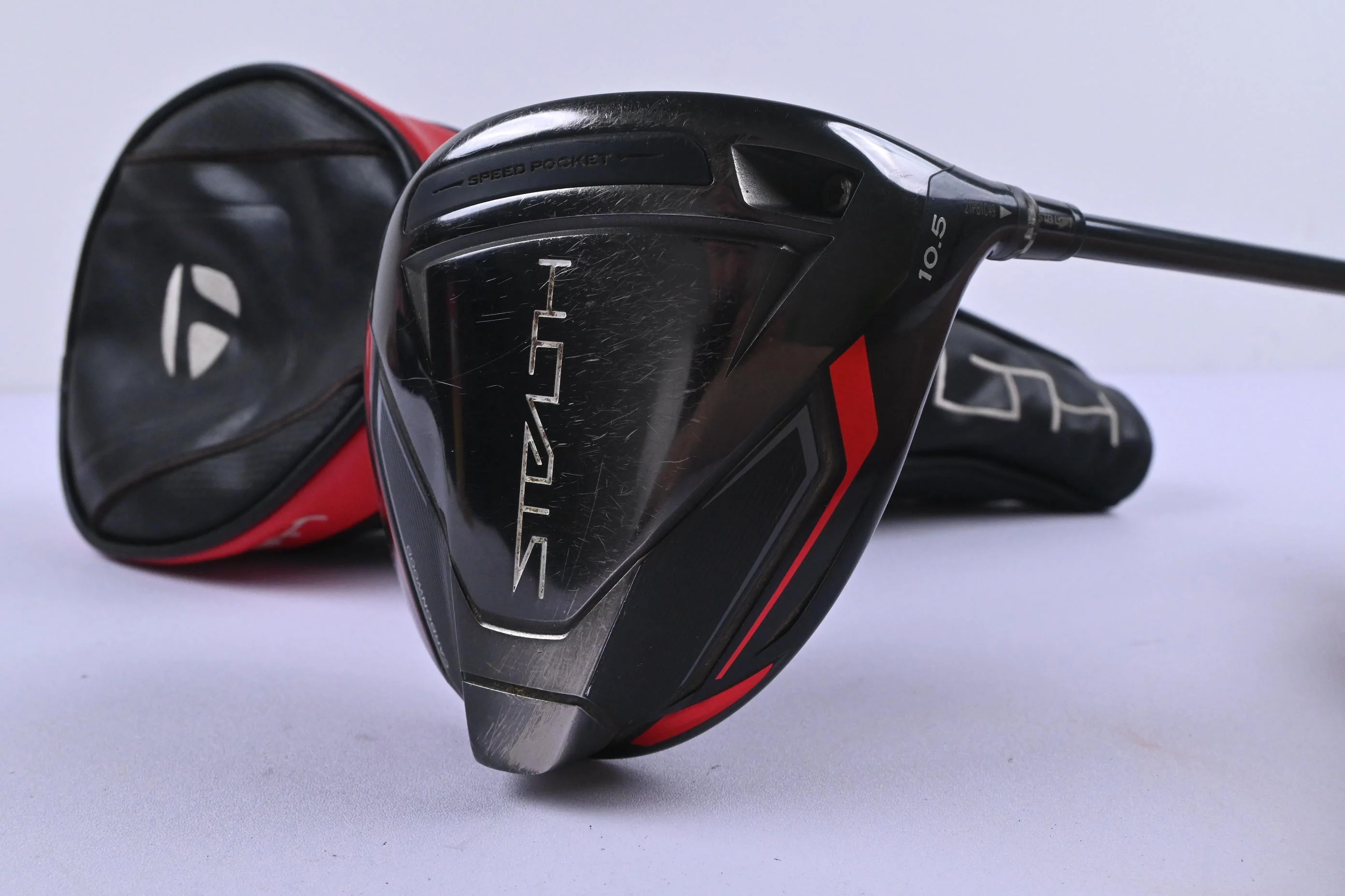 Taylormade Stealth Driver / 10.5 Degree / Regular Flex Atmos Red 5 Shaft - Image 2